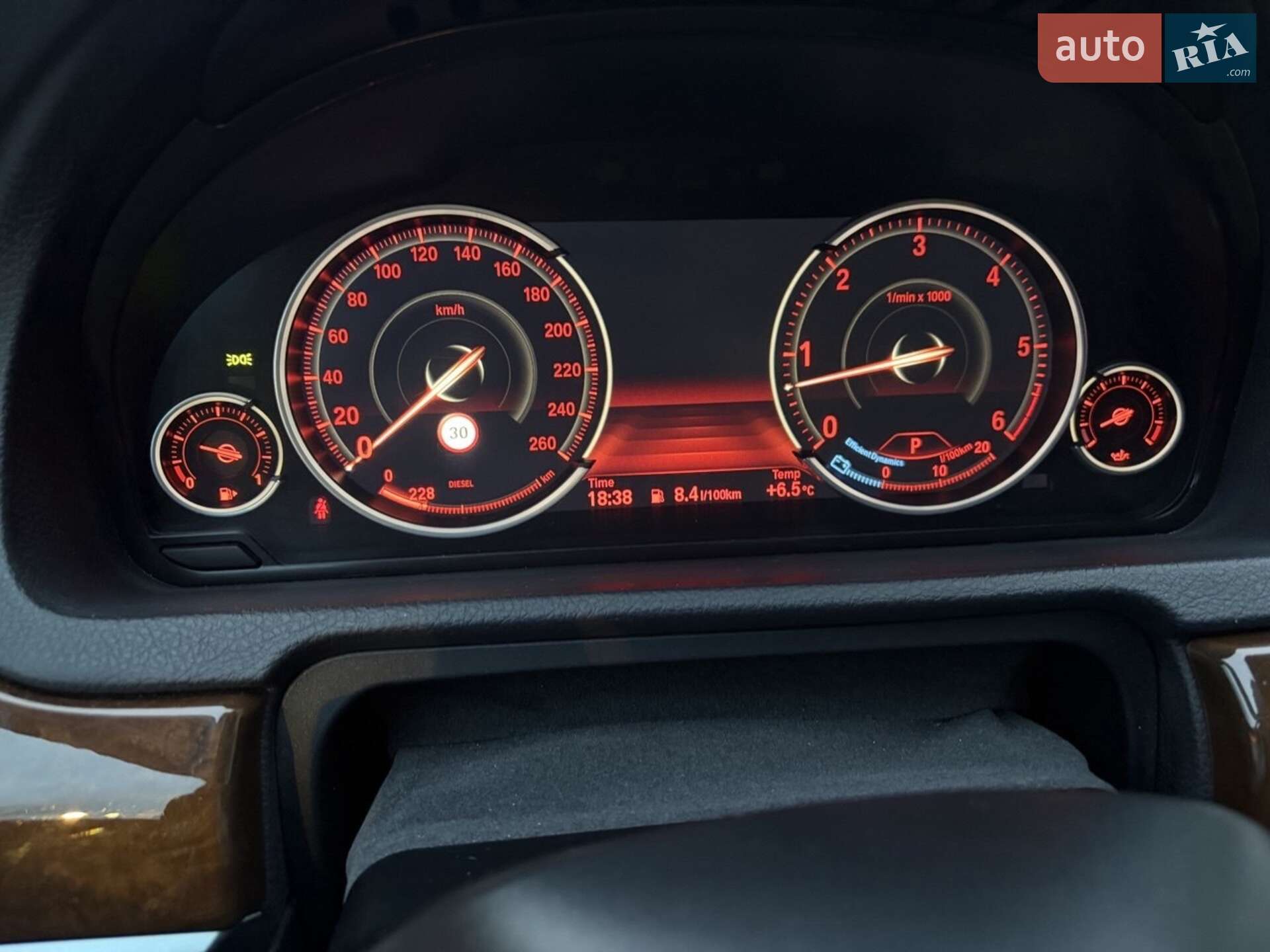 BMW 5 Series GT 2013 VIN WBAXC61040D167782 фото оголошення 2 з 64