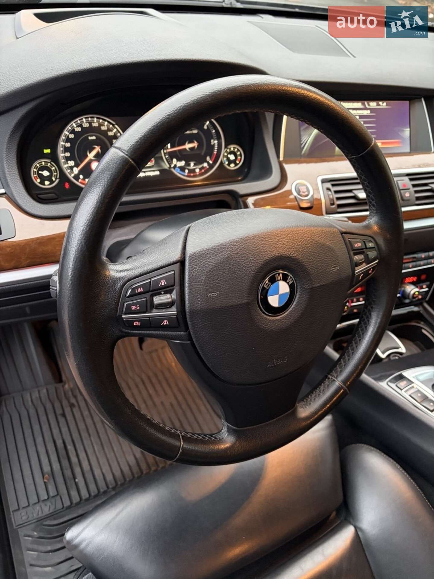BMW 5 Series GT 2013 VIN WBAXC61040D167782 фото оголошення 29 з 64
