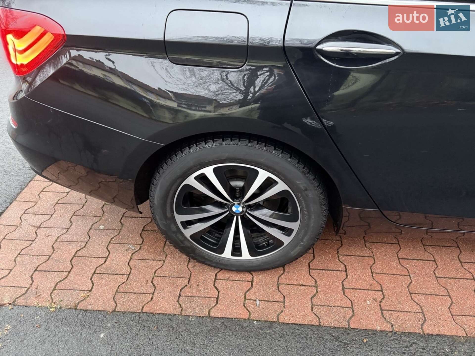 BMW 5 Series GT 2013 VIN WBAXC61040D167782 фото оголошення 28 з 64