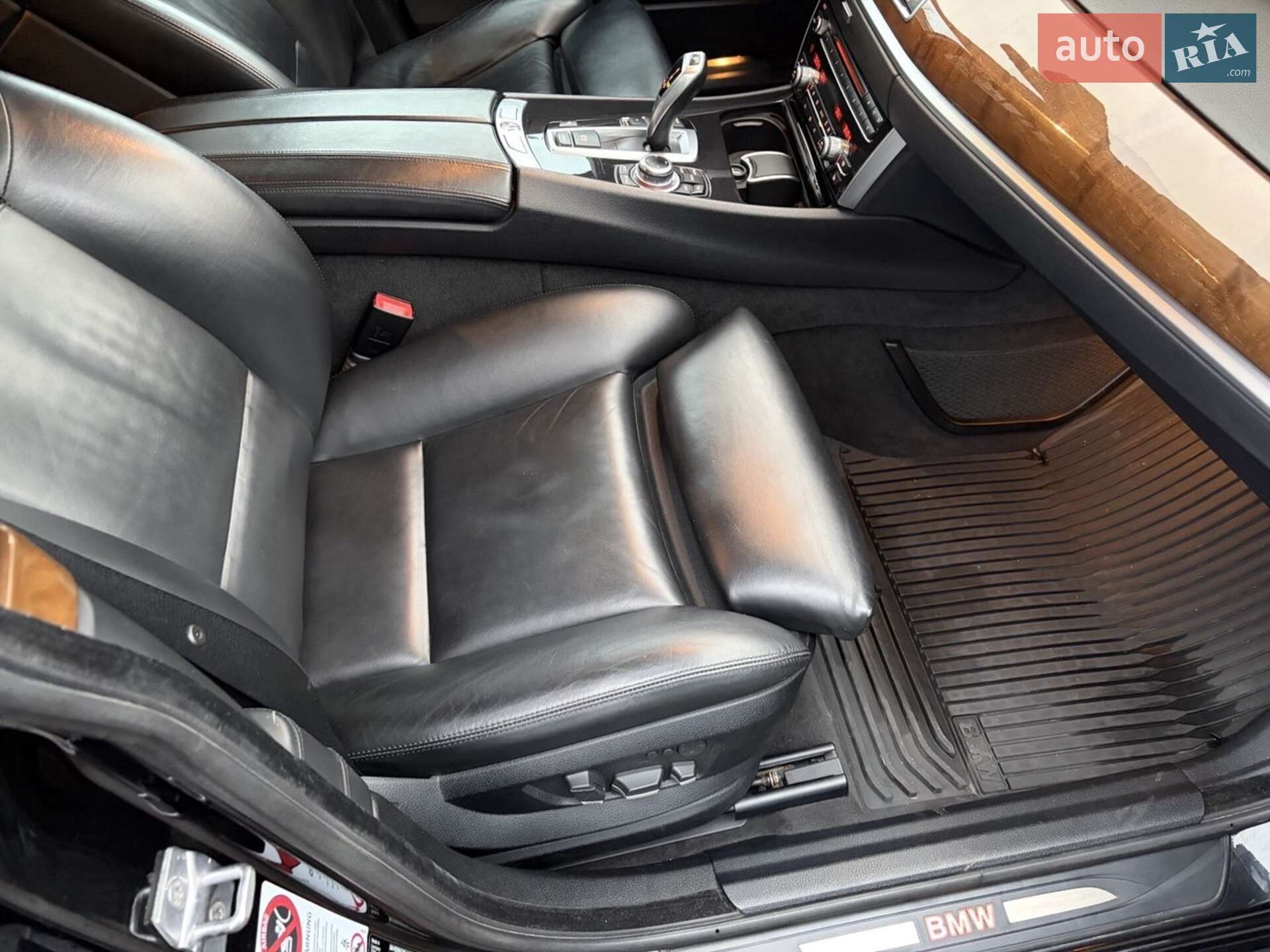 BMW 5 Series GT 2013 VIN WBAXC61040D167782 фото оголошення 47 з 64