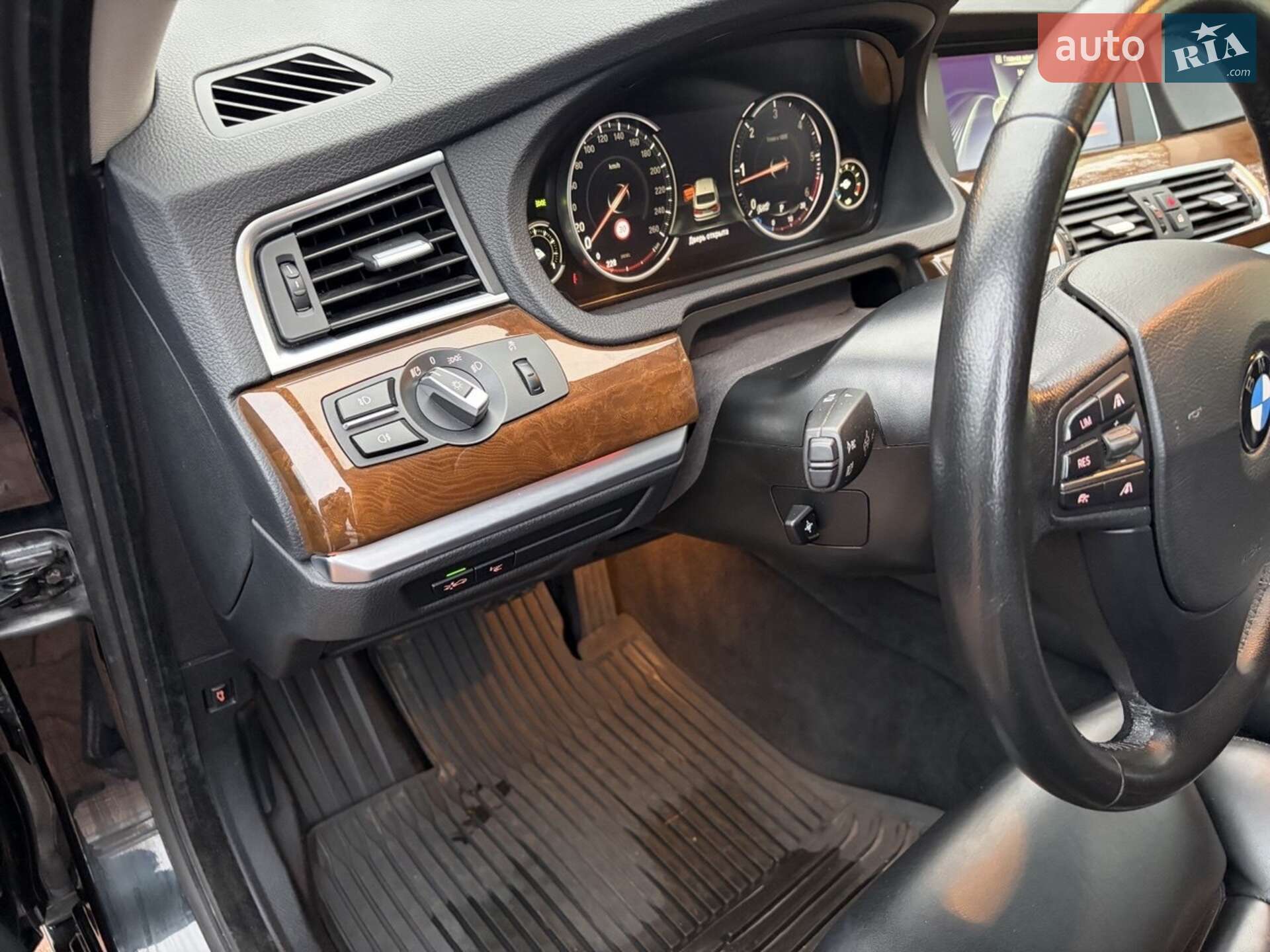 BMW 5 Series GT 2013 VIN WBAXC61040D167782 фото оголошення 49 з 64