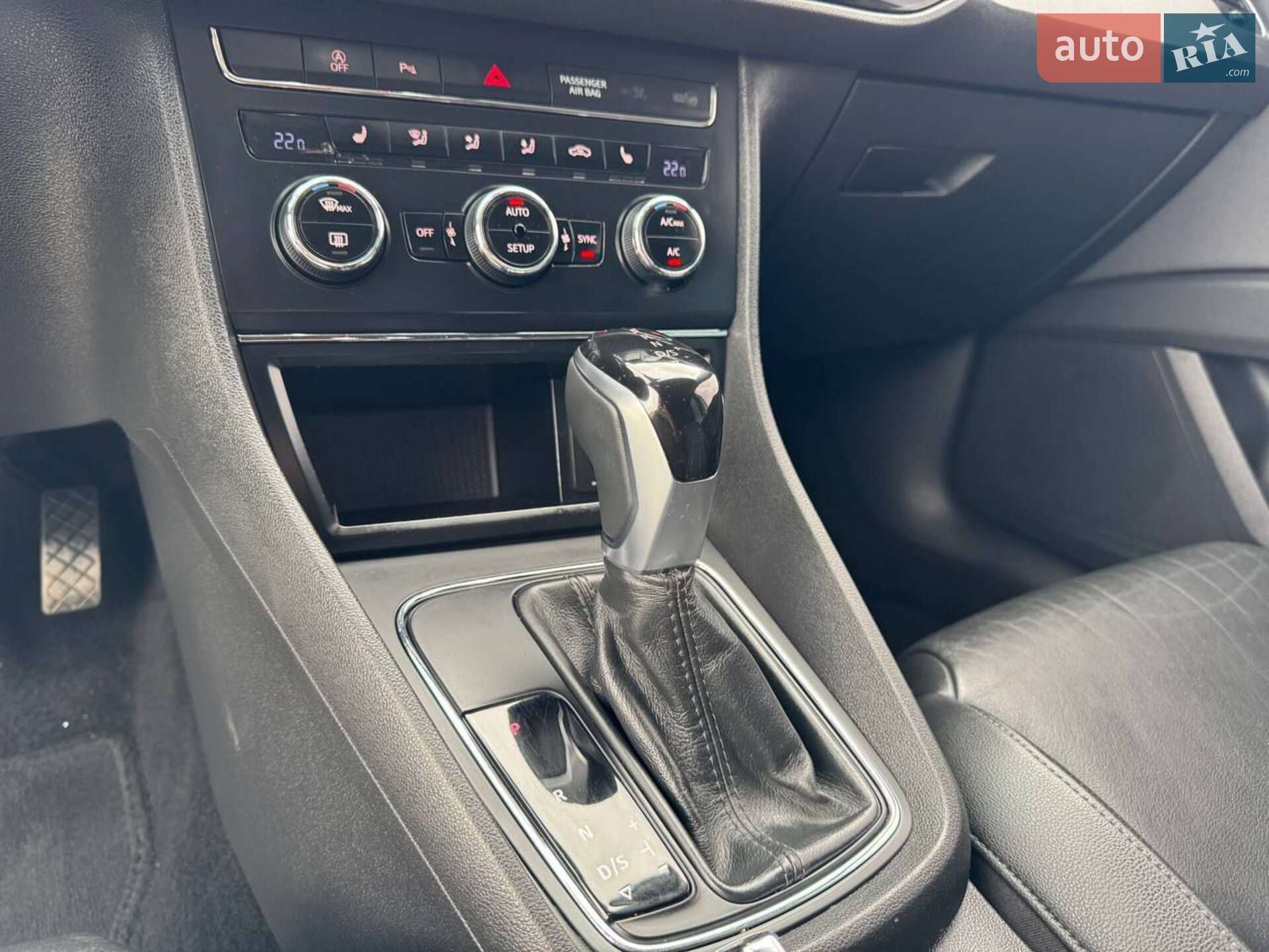 SEAT Leon 2015 VIN VSSZZZ5FZGR043193 фото оголошення 3 з 26
