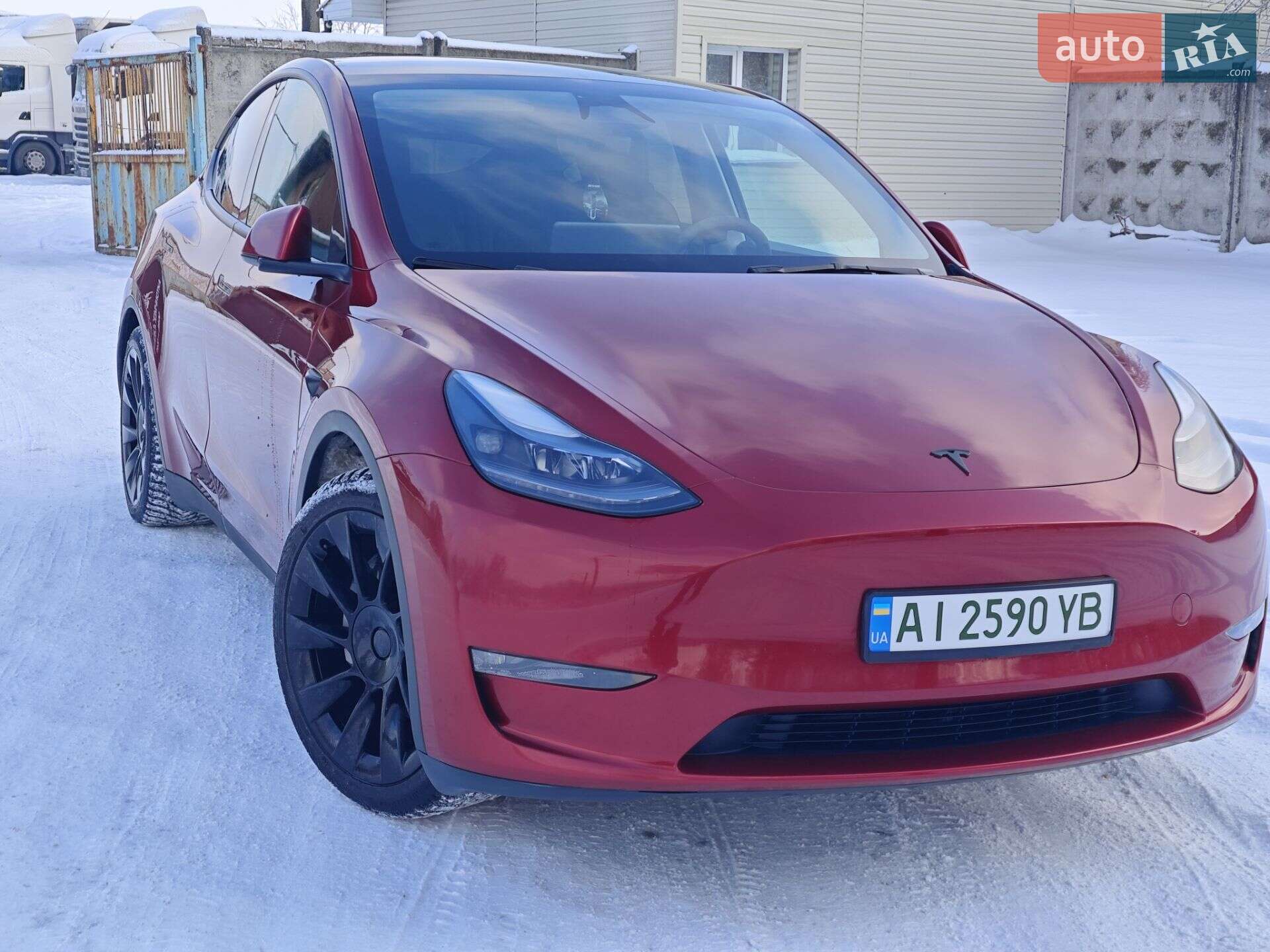 Tesla Model Y 2024 VIN 7SAYGAEEXRF056411 фото оголошення 56 з 74