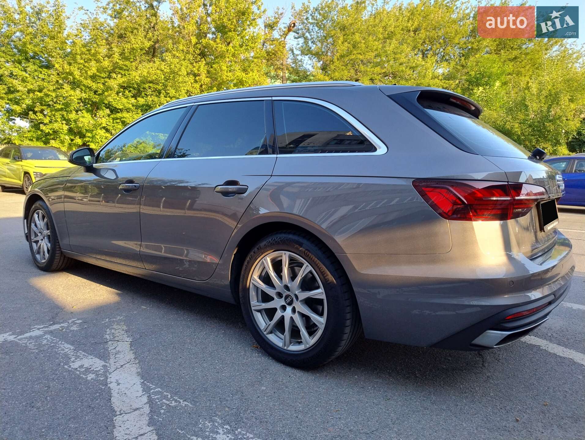 Audi A4 2022 VIN WAUZZZF46NA038178 фото оголошення 4 з 17