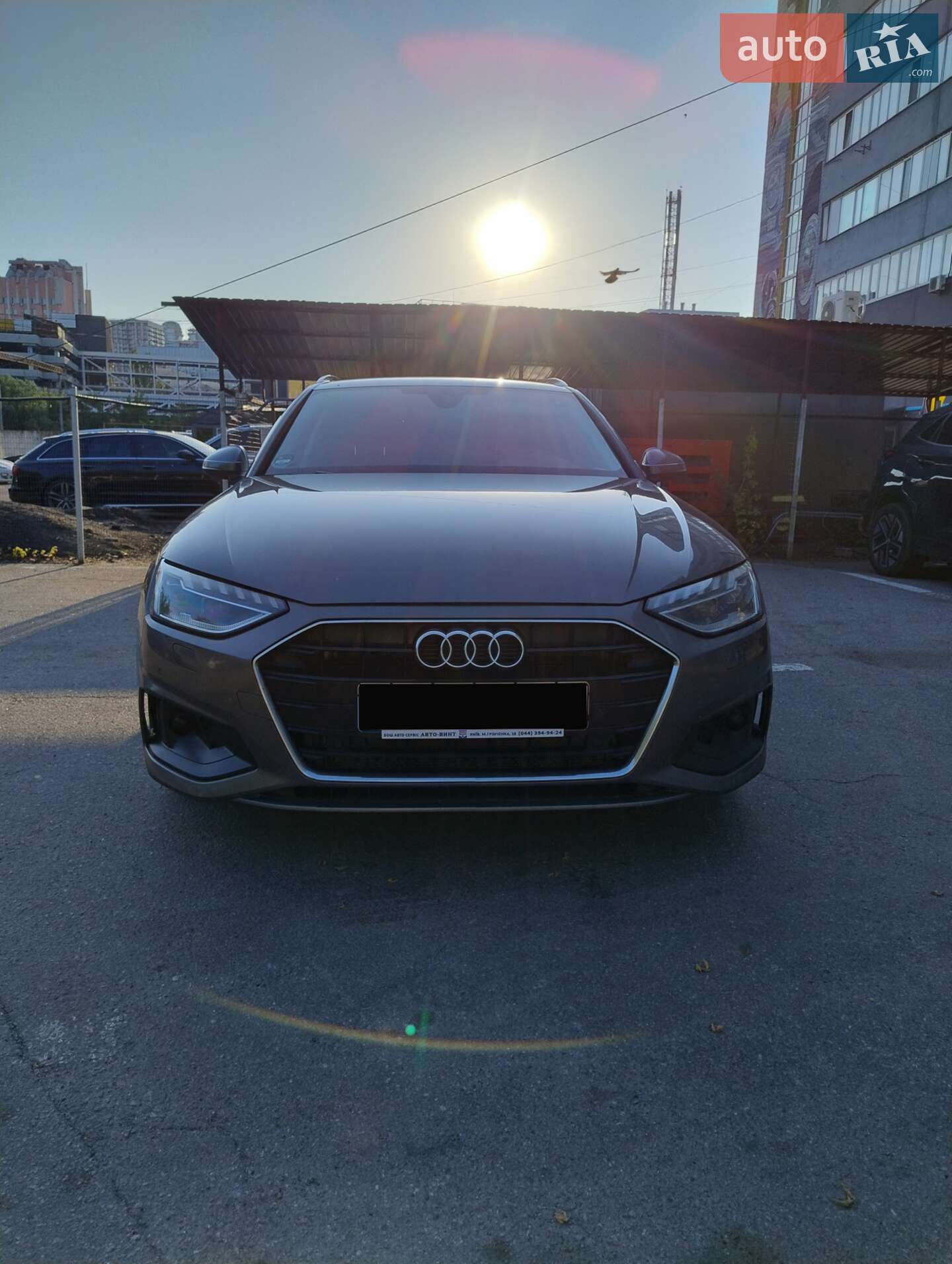 Audi A4 2022 VIN WAUZZZF46NA038178 фото оголошення 5 з 17