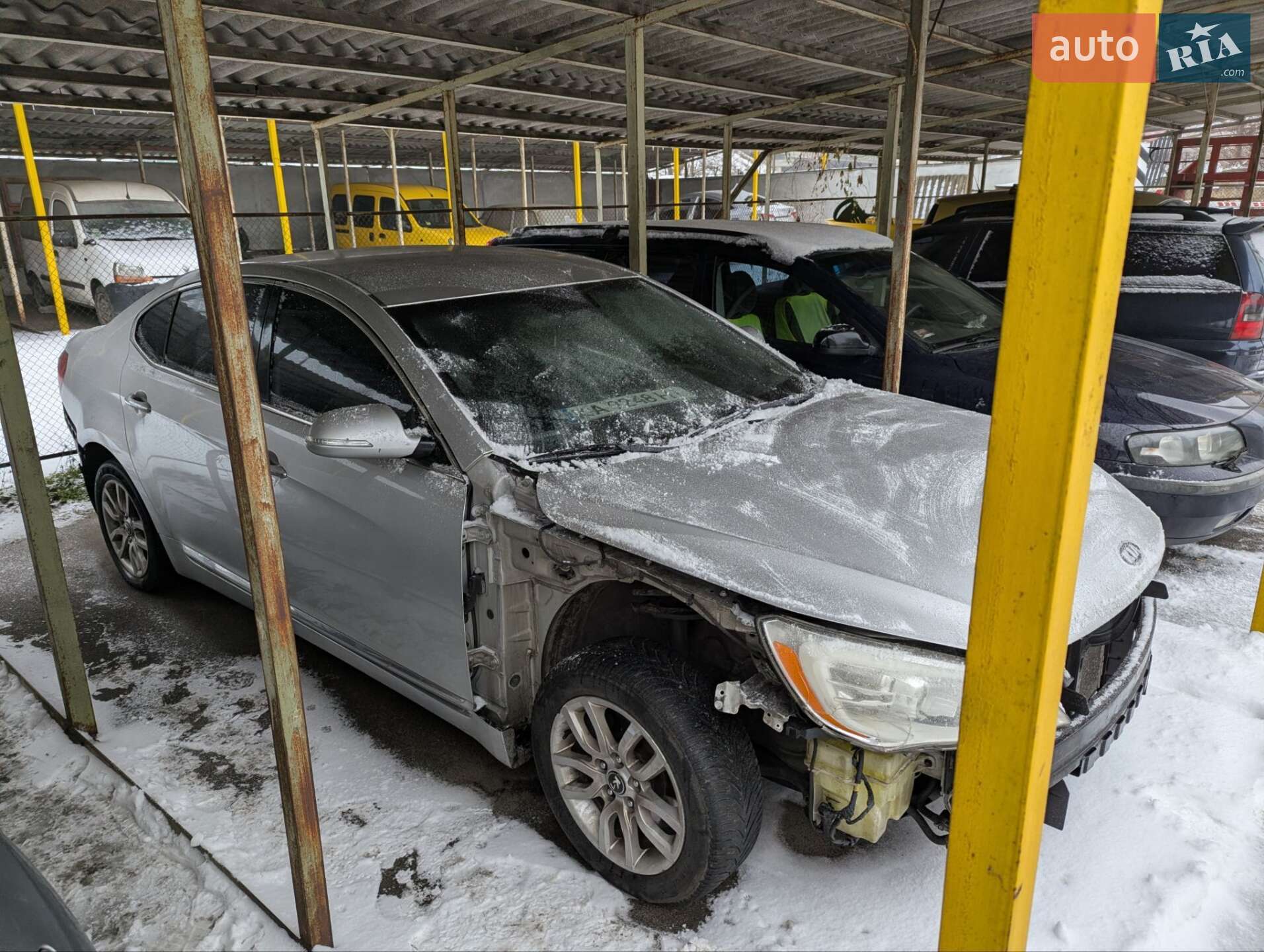 Kia K7 2010 VIN KNALN413BBA047837 фото оголошення 4 з 10