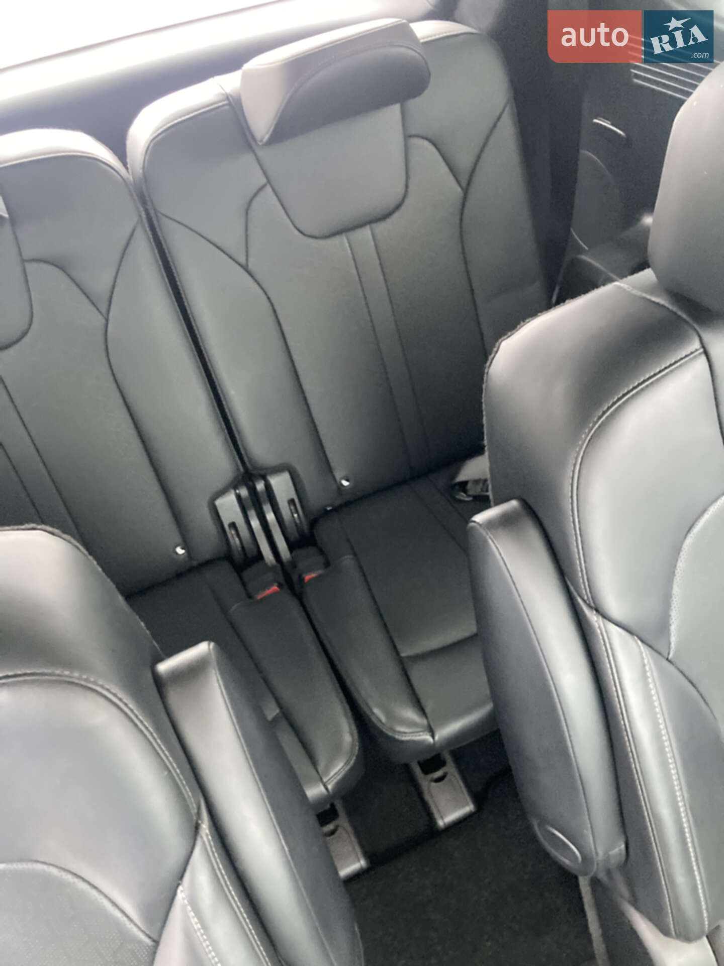 Kia Sorento 2022 VIN KNDRG4LG3N5090659 фото оголошення 18 з 33