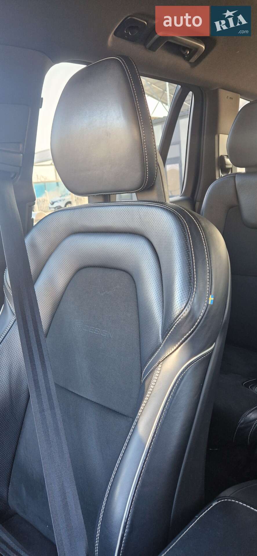 Volvo Xc90 2018 VIN YV1LFA8BDJ1385985 фото оголошення 3 з 24