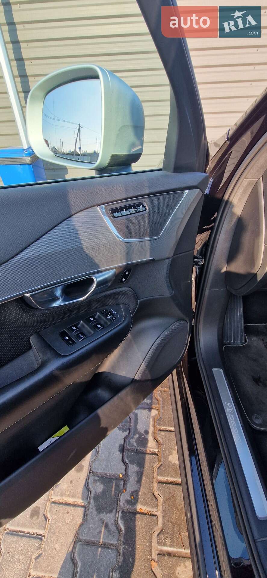 Volvo Xc90 2018 VIN YV1LFA8BDJ1385985 фото оголошення 10 з 24