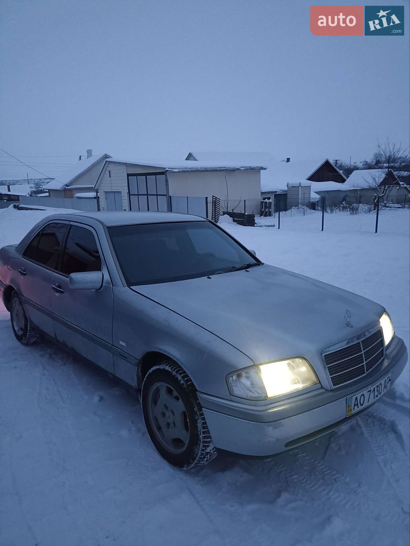 Mercedes-Benz C-Class 1994 VIN WDB2020181A109041 фото оголошення 4 з 23
