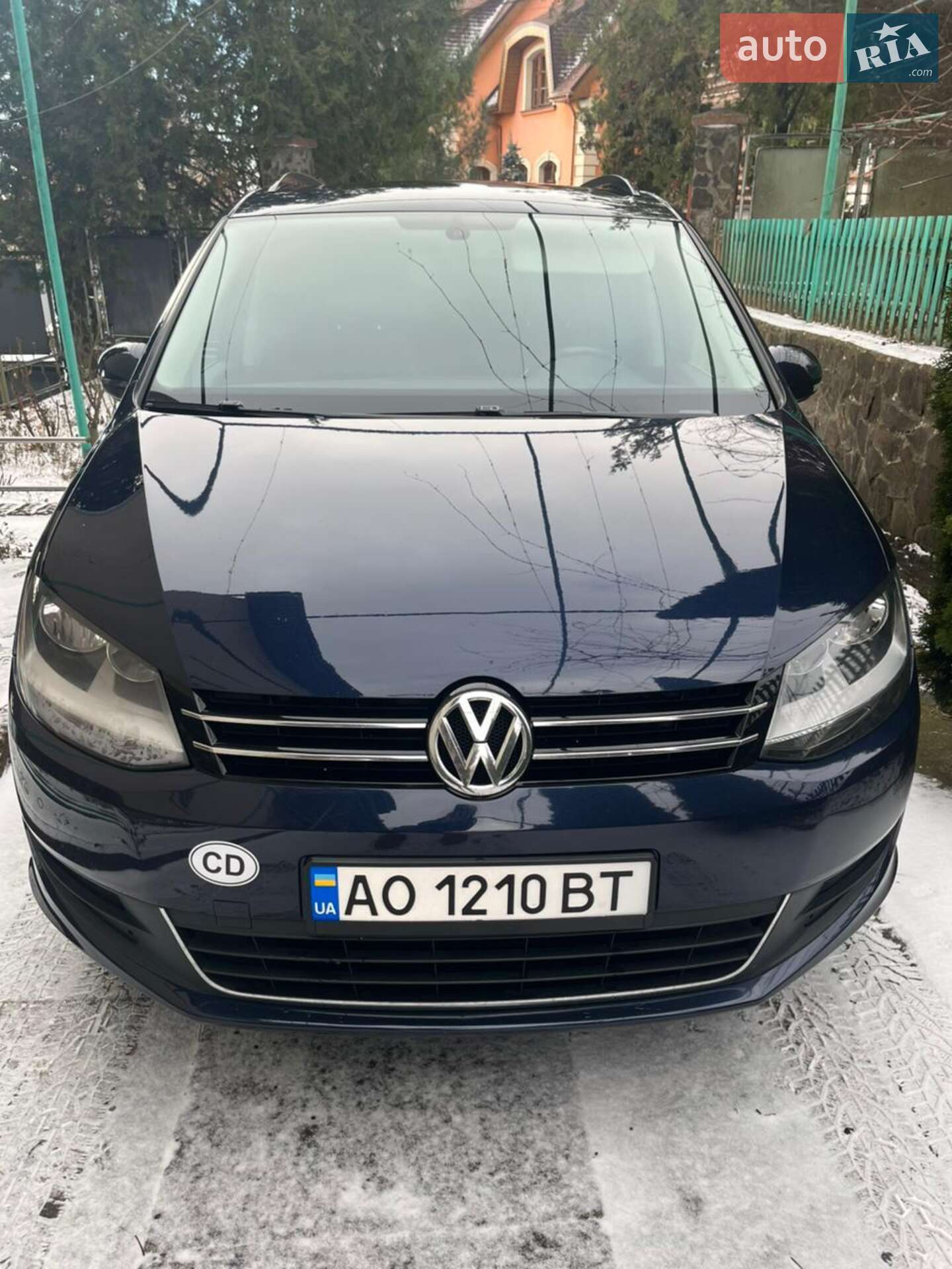 Volkswagen Sharan 2011 VIN WVWZZZ7NZCV018647 фото оголошення 2 з 14