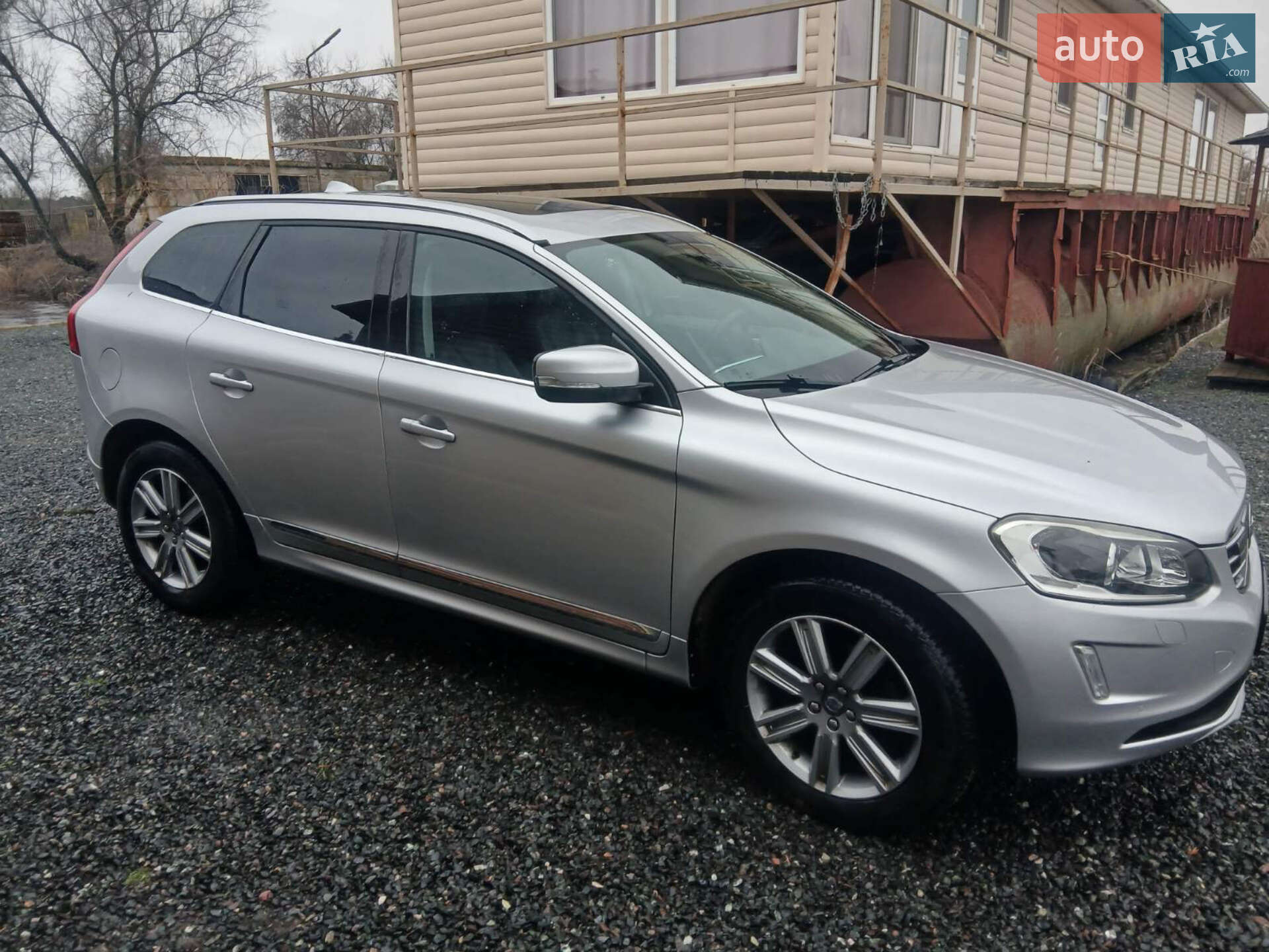 Volvo Xc60 2015 VIN YV1DZARCDG2870961 фото оголошення 2 з 8