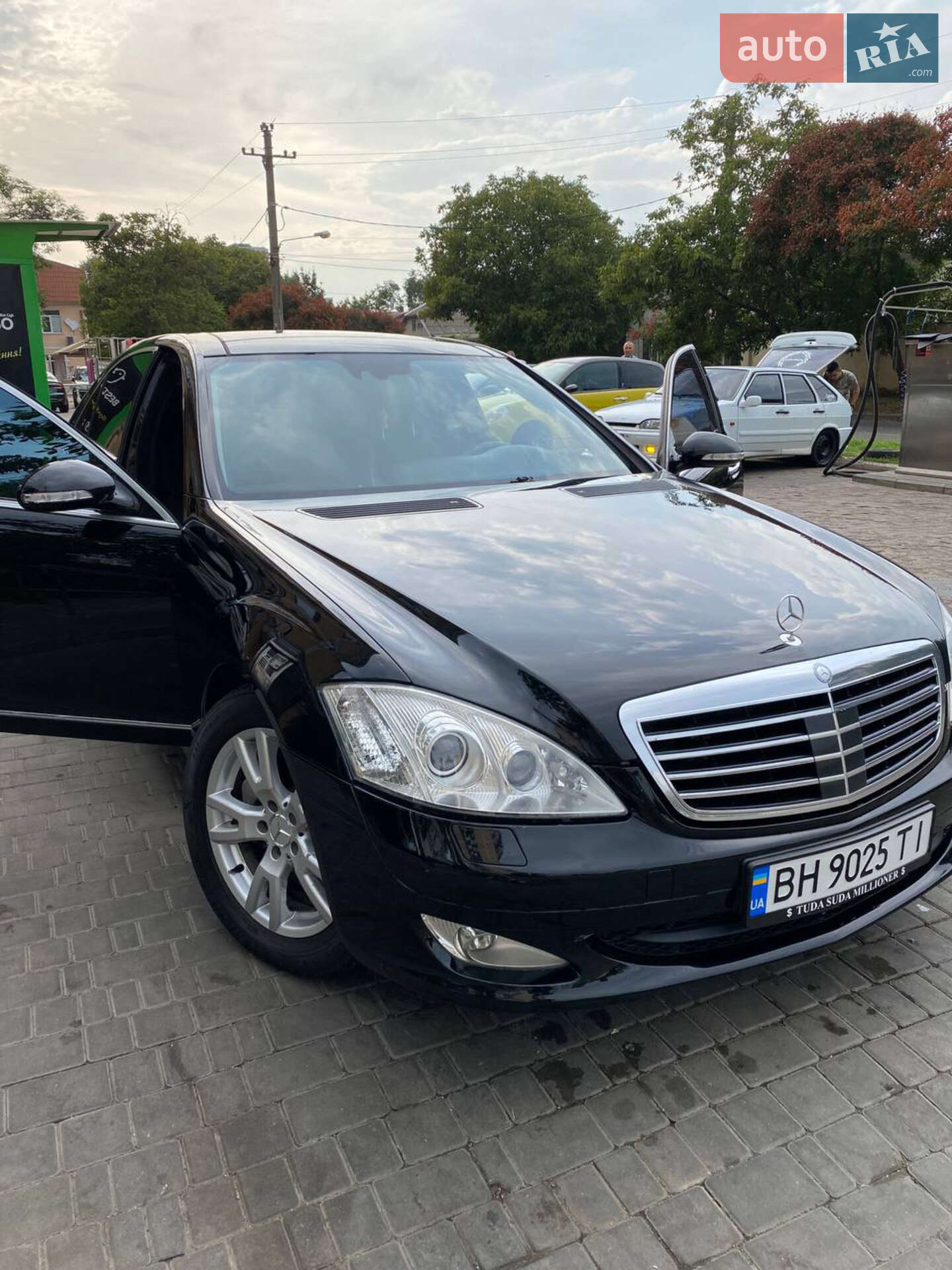 Mercedes-Benz S-Class 2008 VIN WDDNG86X98A202142 фото оголошення 16 з 17