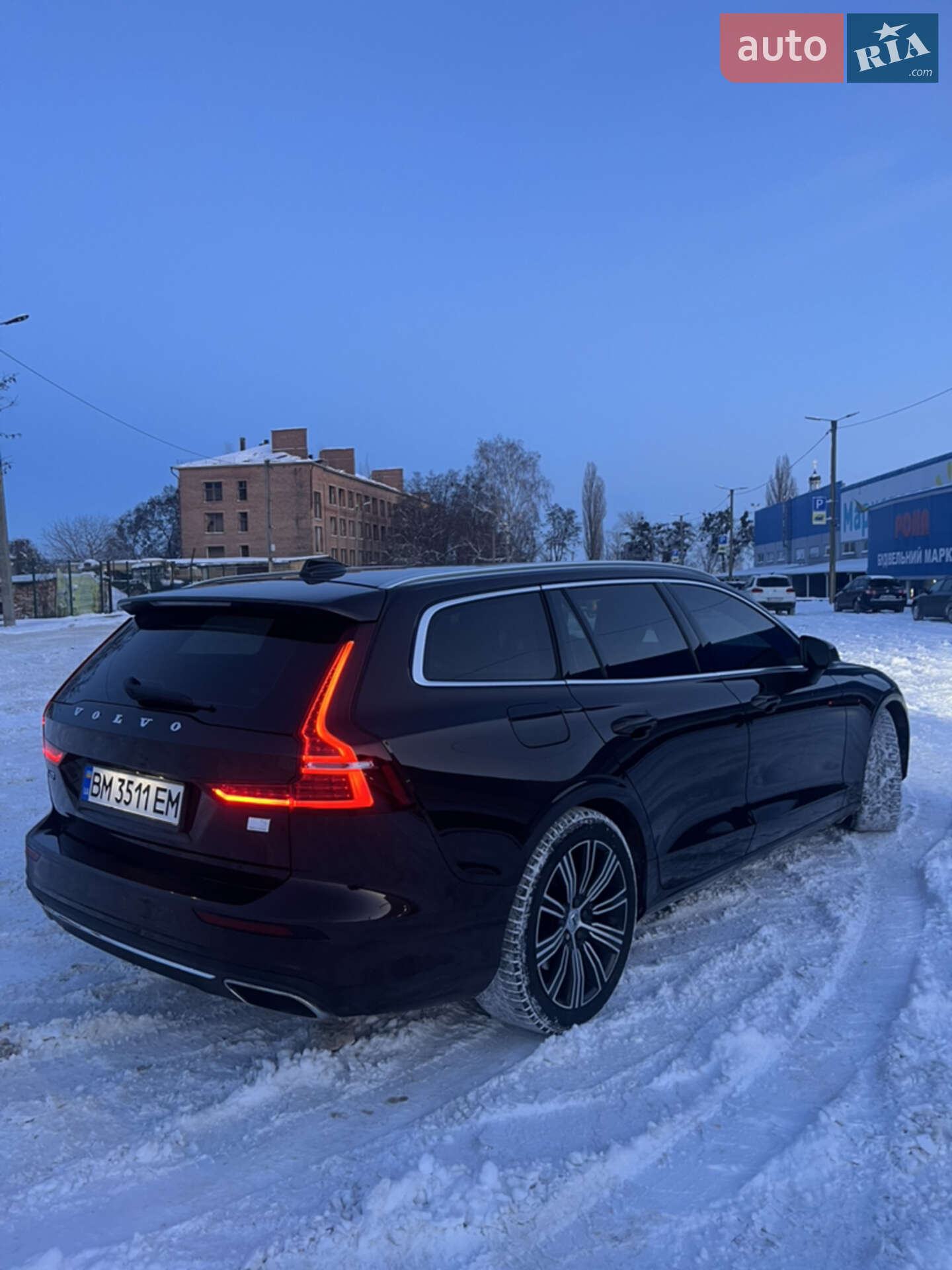 Volvo V60 2020 VIN YV1ZWBFVDM1425722 фото оголошення 11 з 32