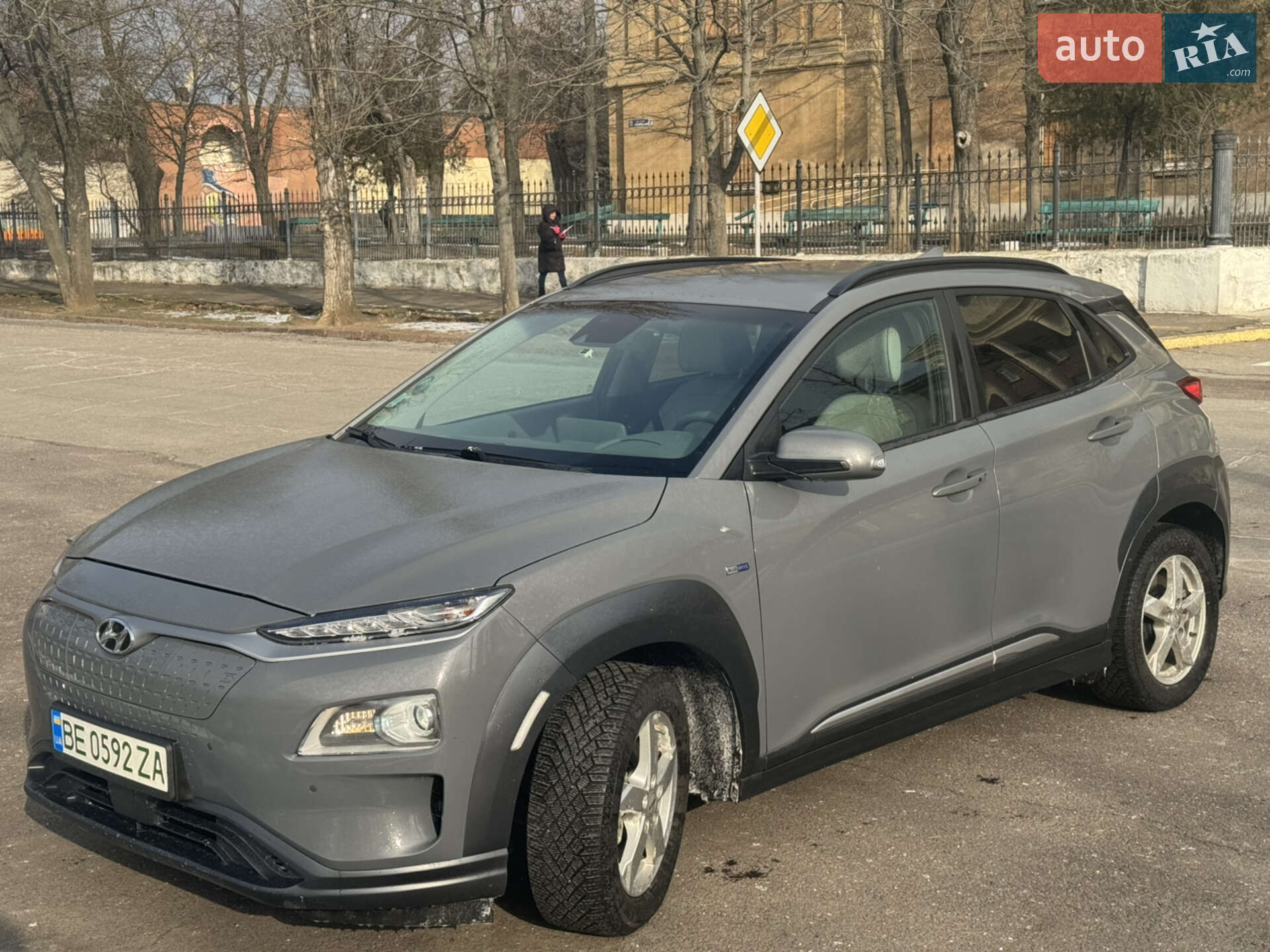 Hyundai Kona Electric 2019 VIN KMHK581GFLU063650 фото оголошення 7 з 17