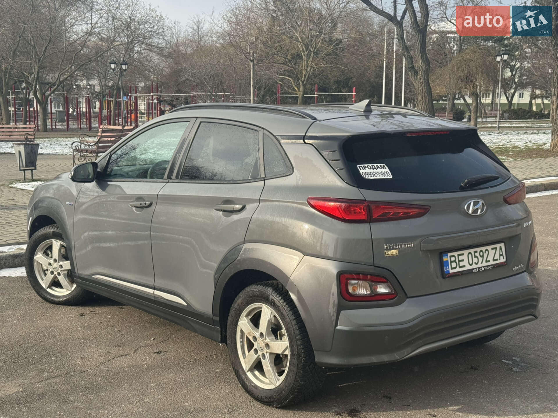 Hyundai Kona Electric 2019 VIN KMHK581GFLU063650 фото оголошення 5 з 17