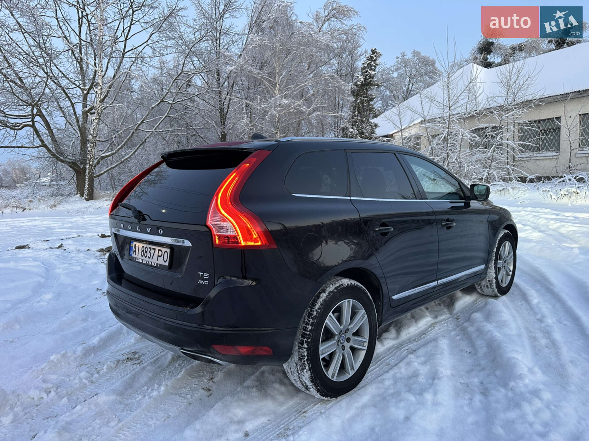 Volvo Xc60 2016 VIN YV440MRU9H2016094 фото оголошення 4 з 30