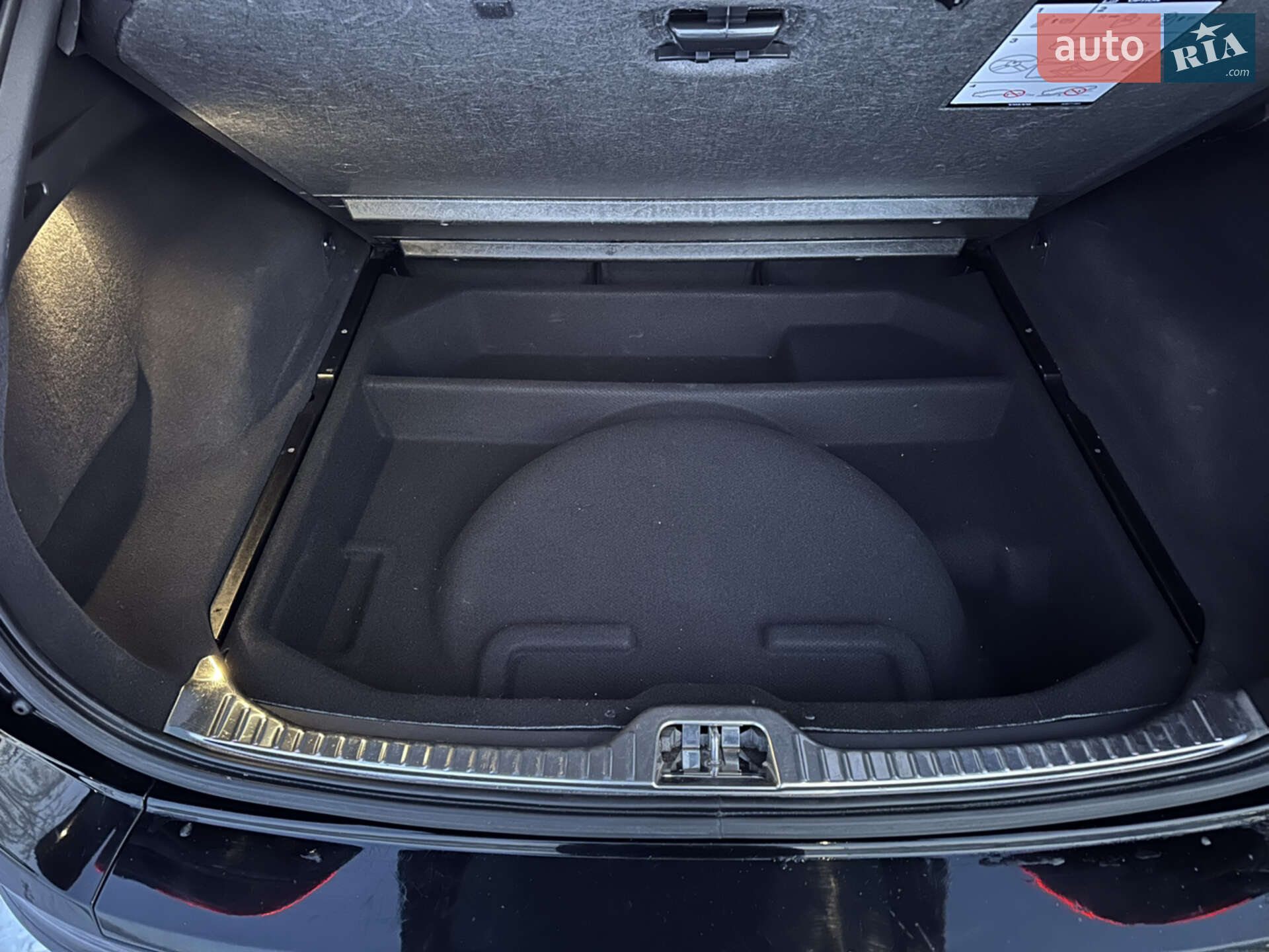 Volvo Xc60 2016 VIN YV440MRU9H2016094 фото оголошення 10 з 30