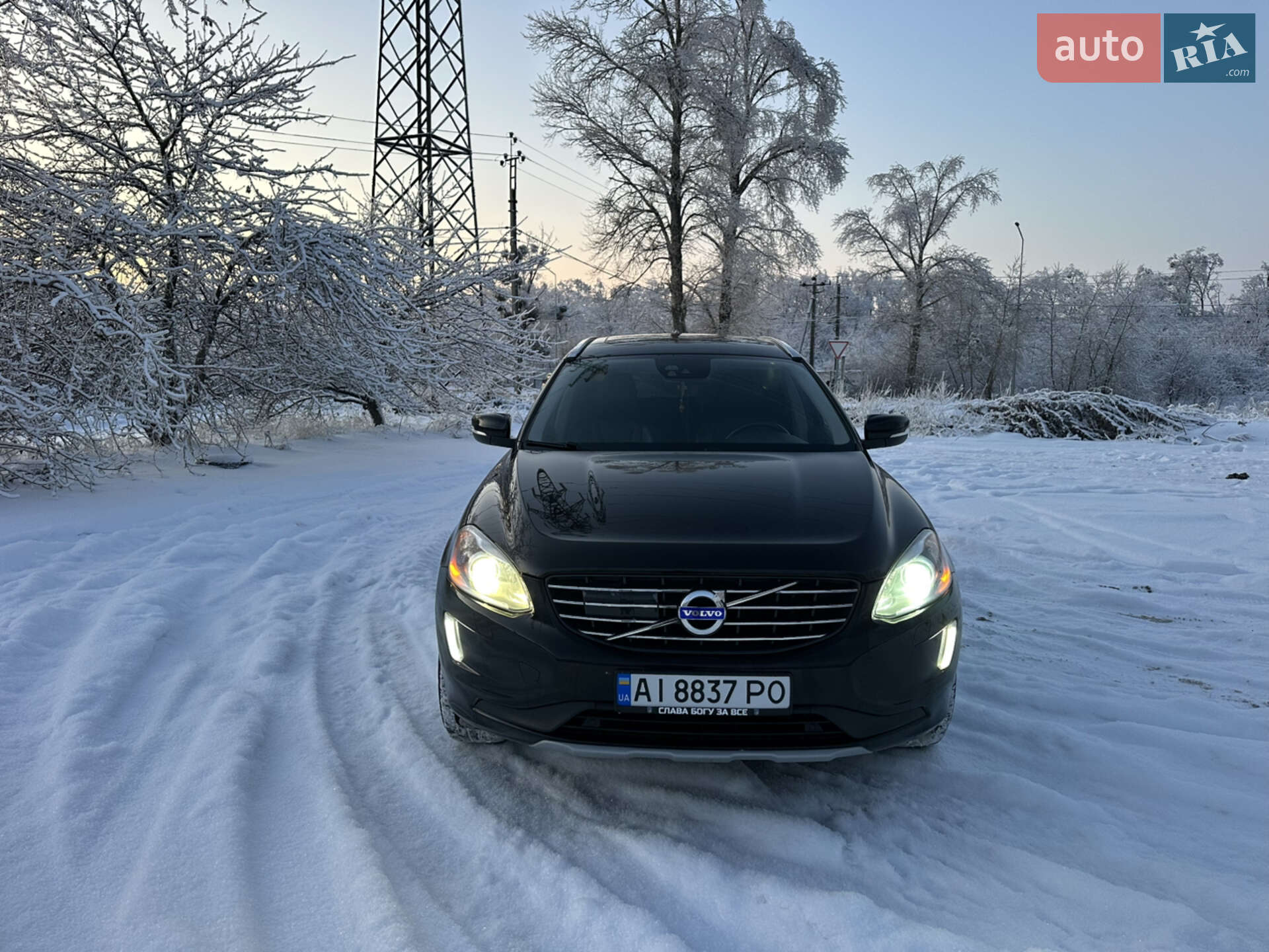 Volvo Xc60 2016 VIN YV440MRU9H2016094 фото оголошення 8 з 30