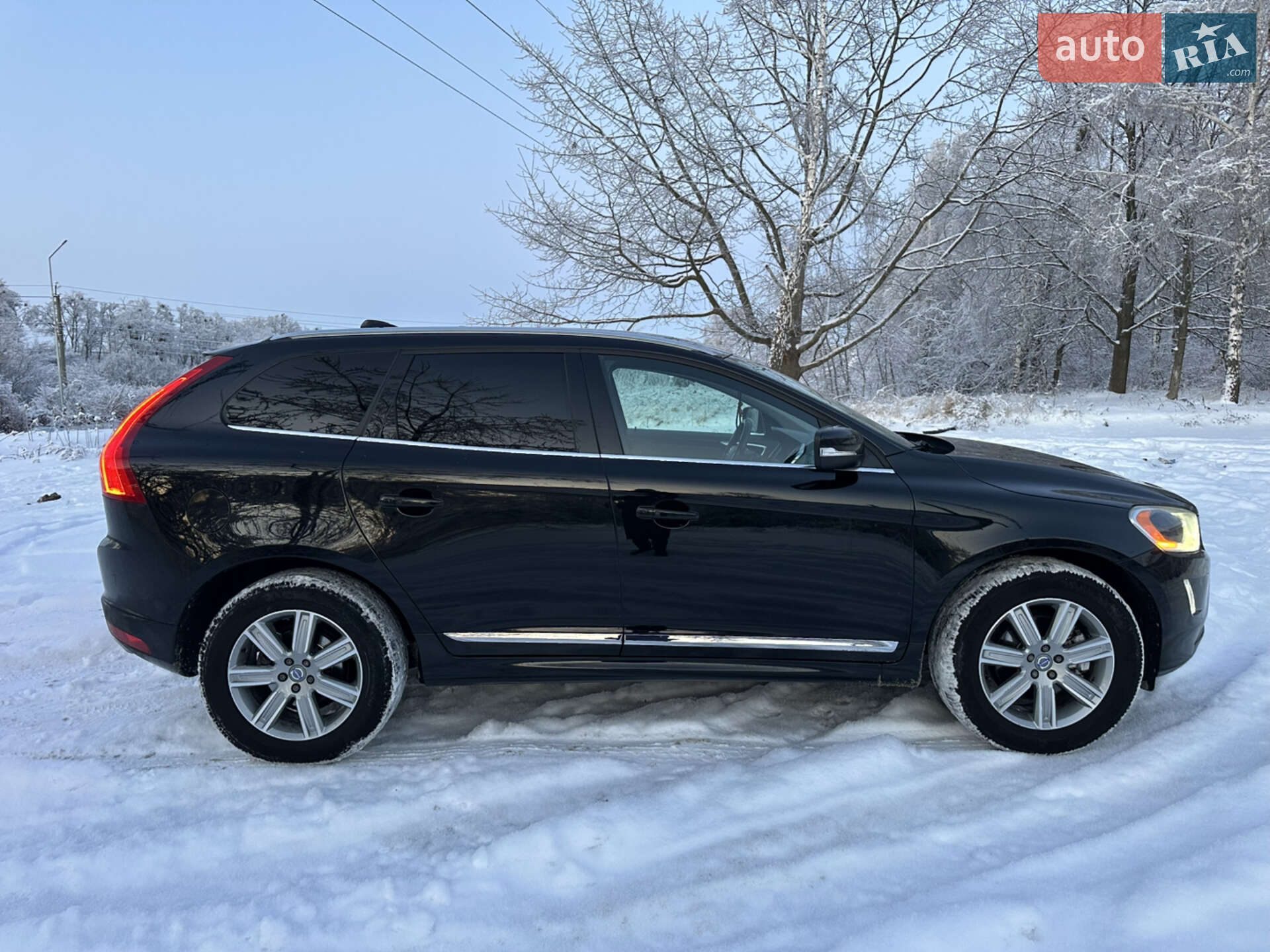 Volvo Xc60 2016 VIN YV440MRU9H2016094 фото оголошення 6 з 30