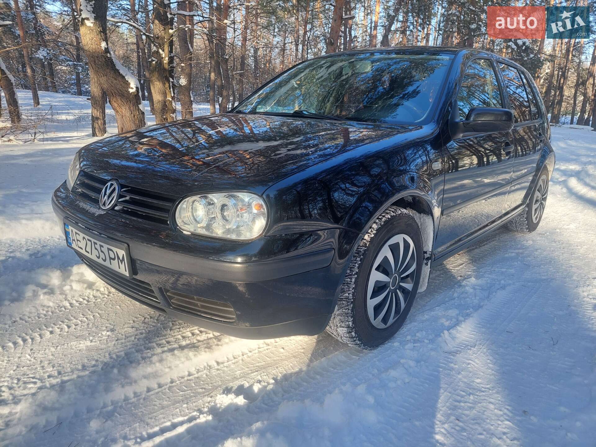 Volkswagen Golf 2000 VIN WVWZZZ1JZYW735997 фото оголошення 2 з 9