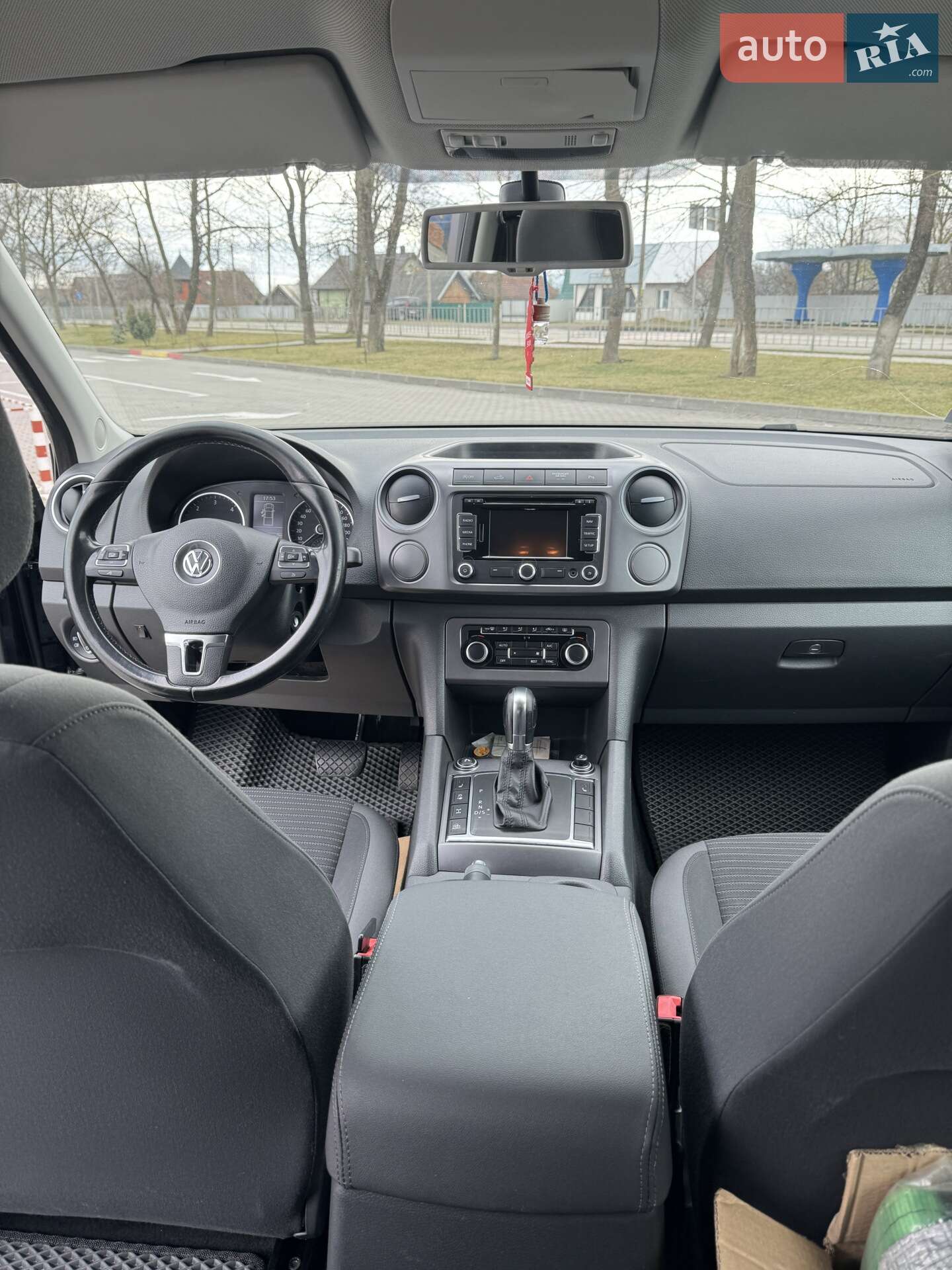 Volkswagen Amarok 2013 VIN WV1ZZZ2HZEH013413 фото оголошення 12 з 15