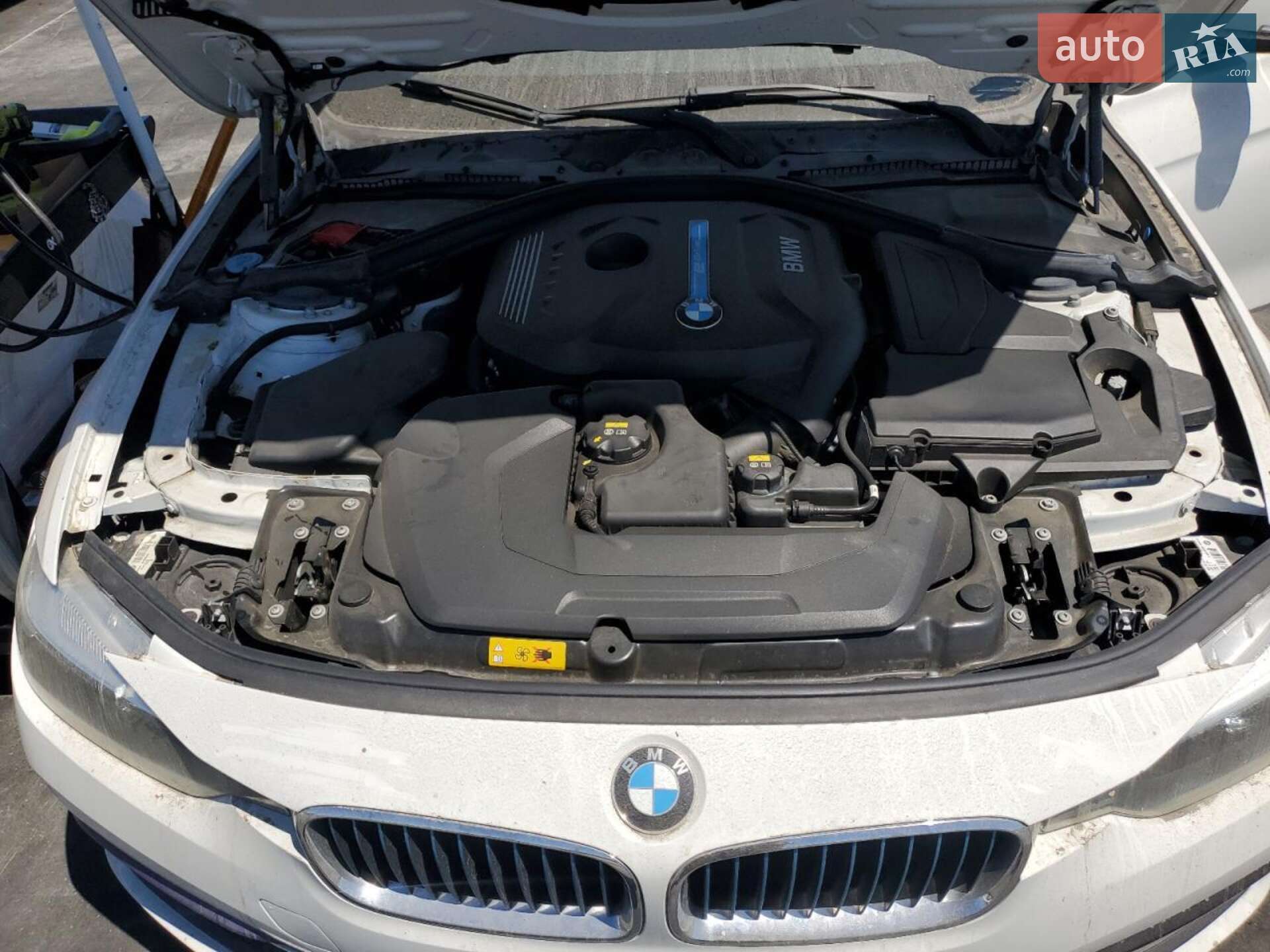 BMW 3 Series 2017 VIN WBA8E1C31HA156468 фото оголошення 12 з 15