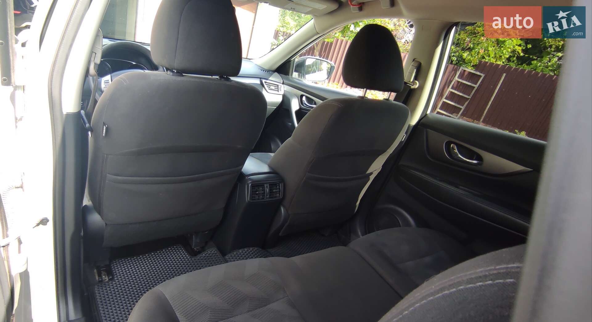 Nissan Rogue 2015 VIN KNMAT2MV6GP603212 фото оголошення 8 з 11