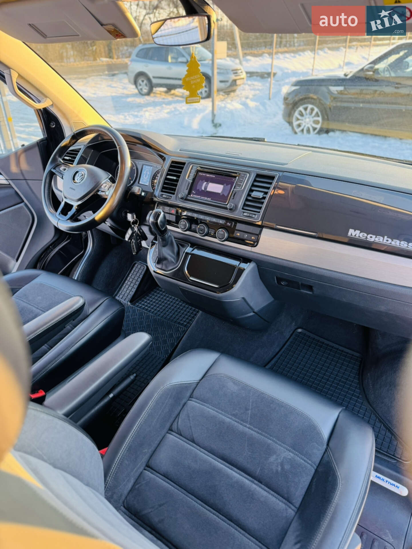 Volkswagen Multivan 2018 VIN WV2ZZZ7HZHH128252 фото оголошення 45 з 82