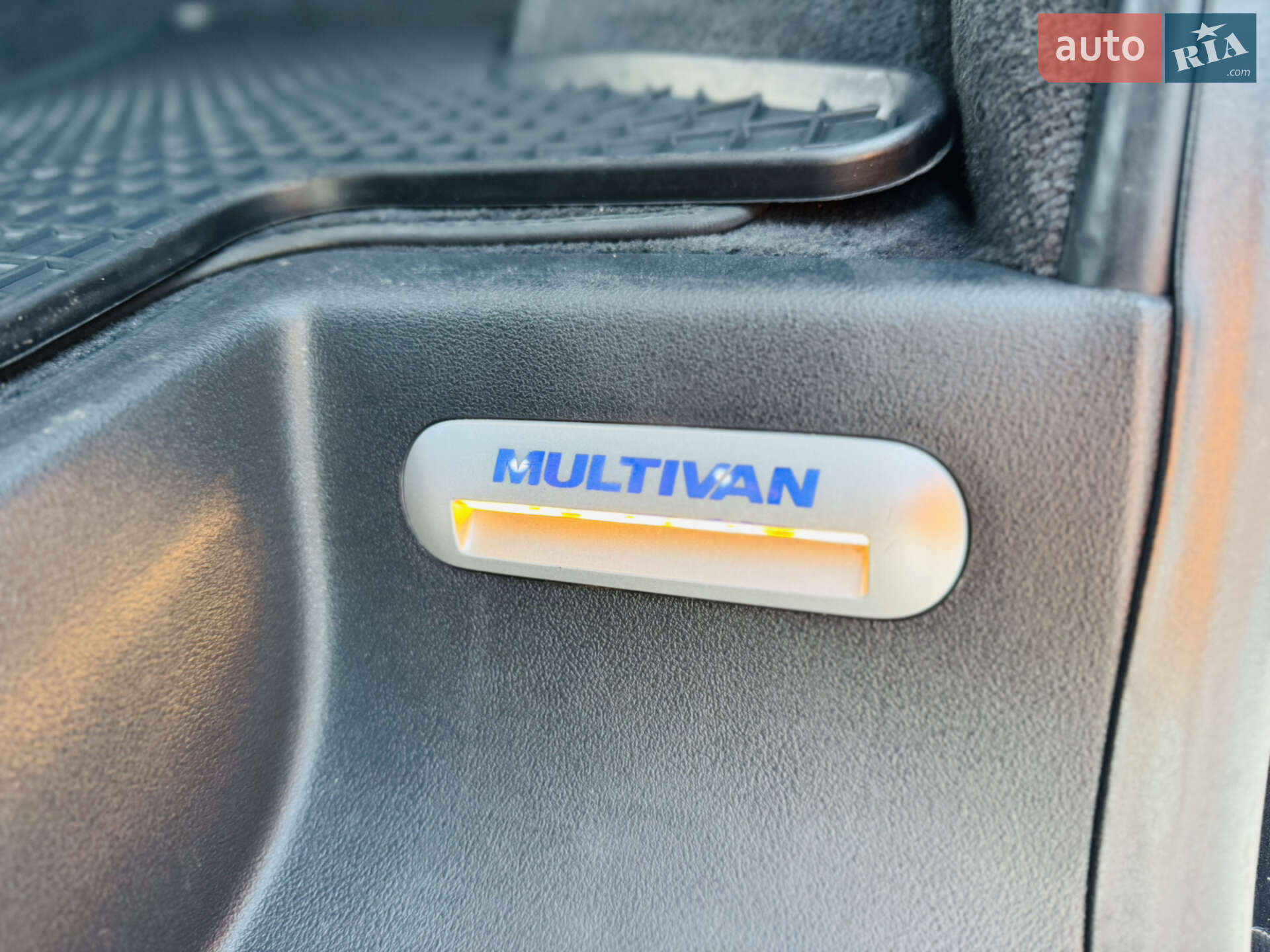 Volkswagen Multivan 2018 VIN WV2ZZZ7HZHH128252 фото оголошення 47 з 82