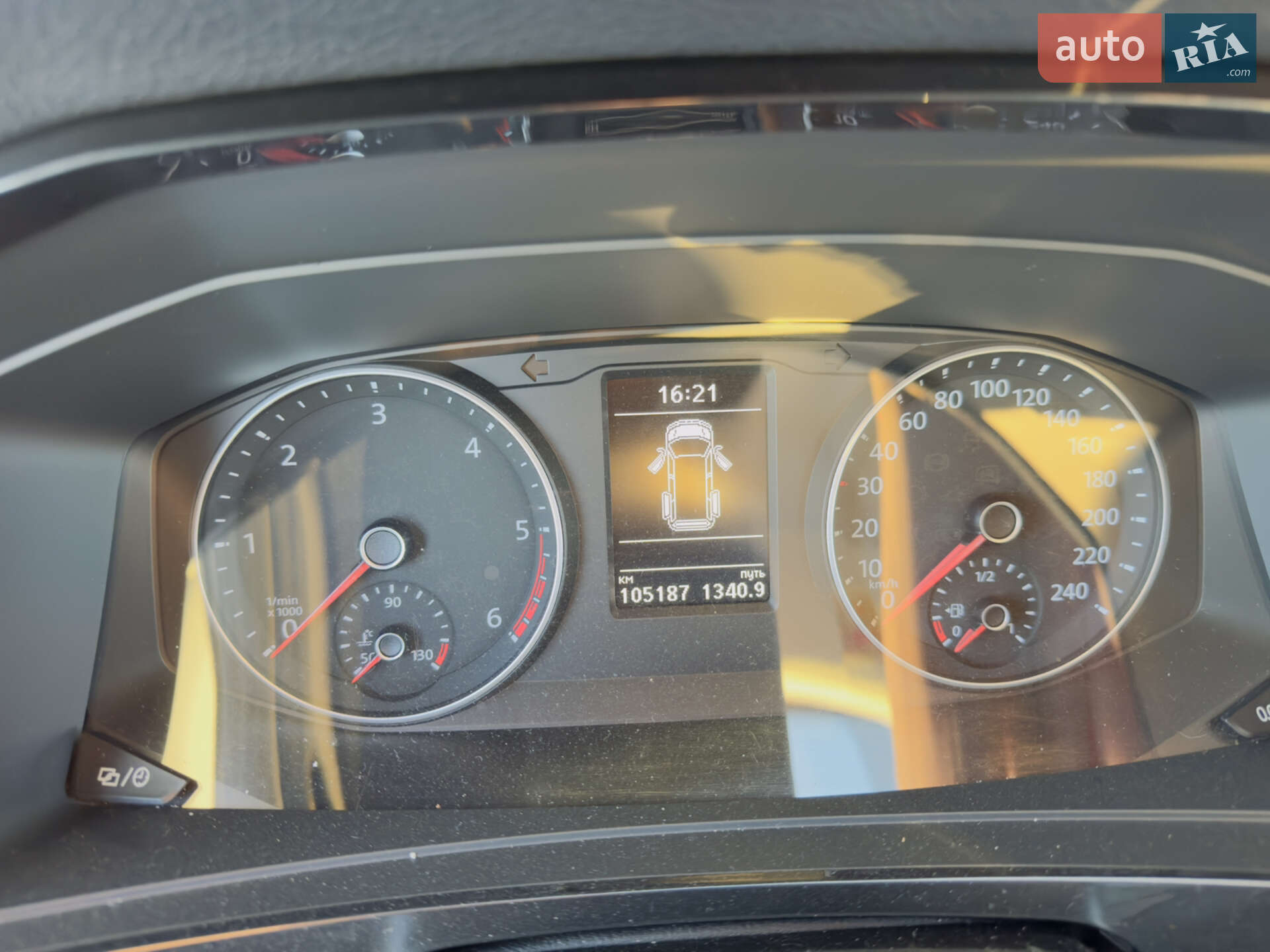Volkswagen Multivan 2018 VIN WV2ZZZ7HZHH128252 фото оголошення 48 з 82
