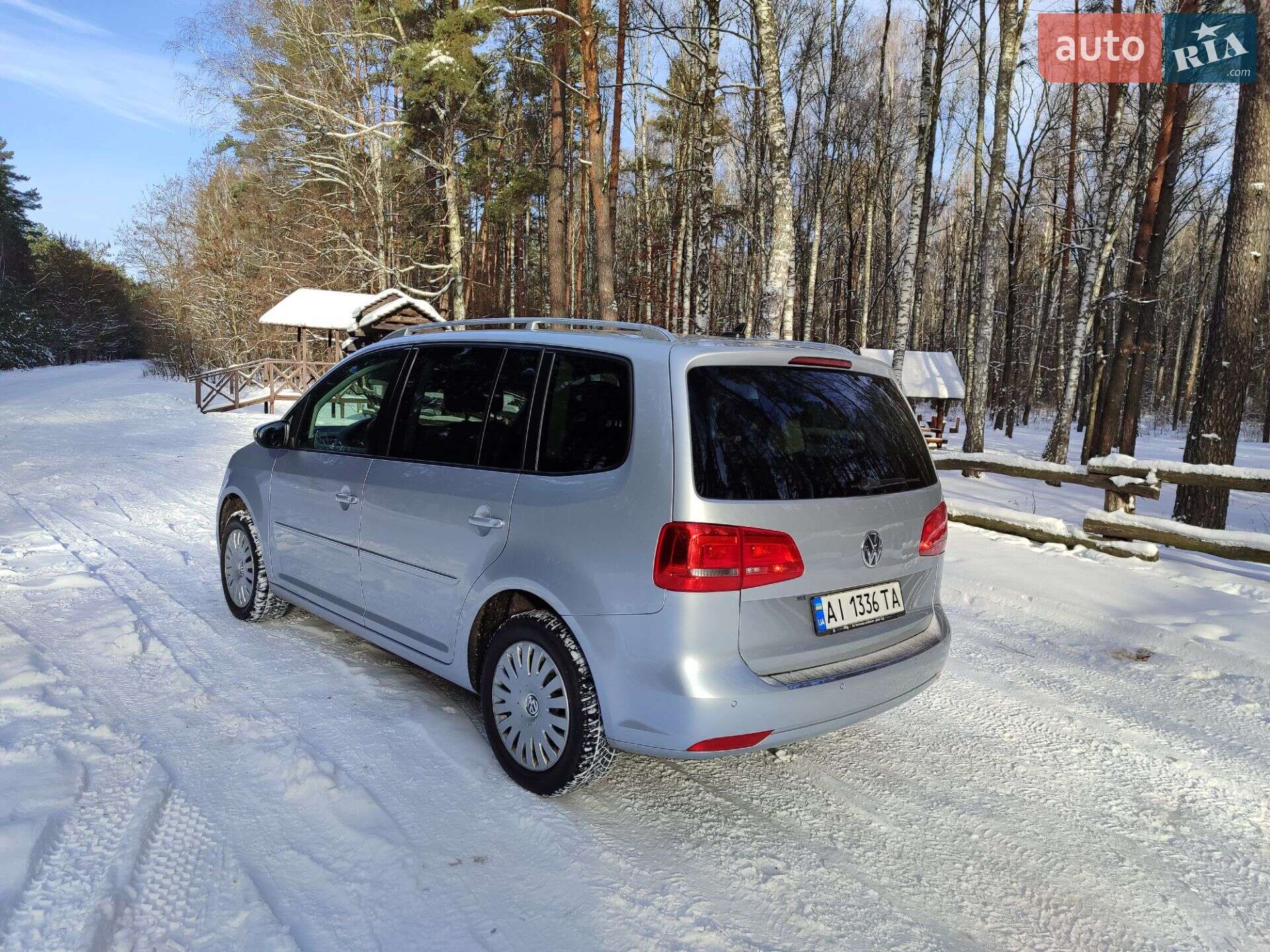 Volkswagen Touran 2015 VIN WVGZZZ1TZFW078914 фото оголошення 4 з 17