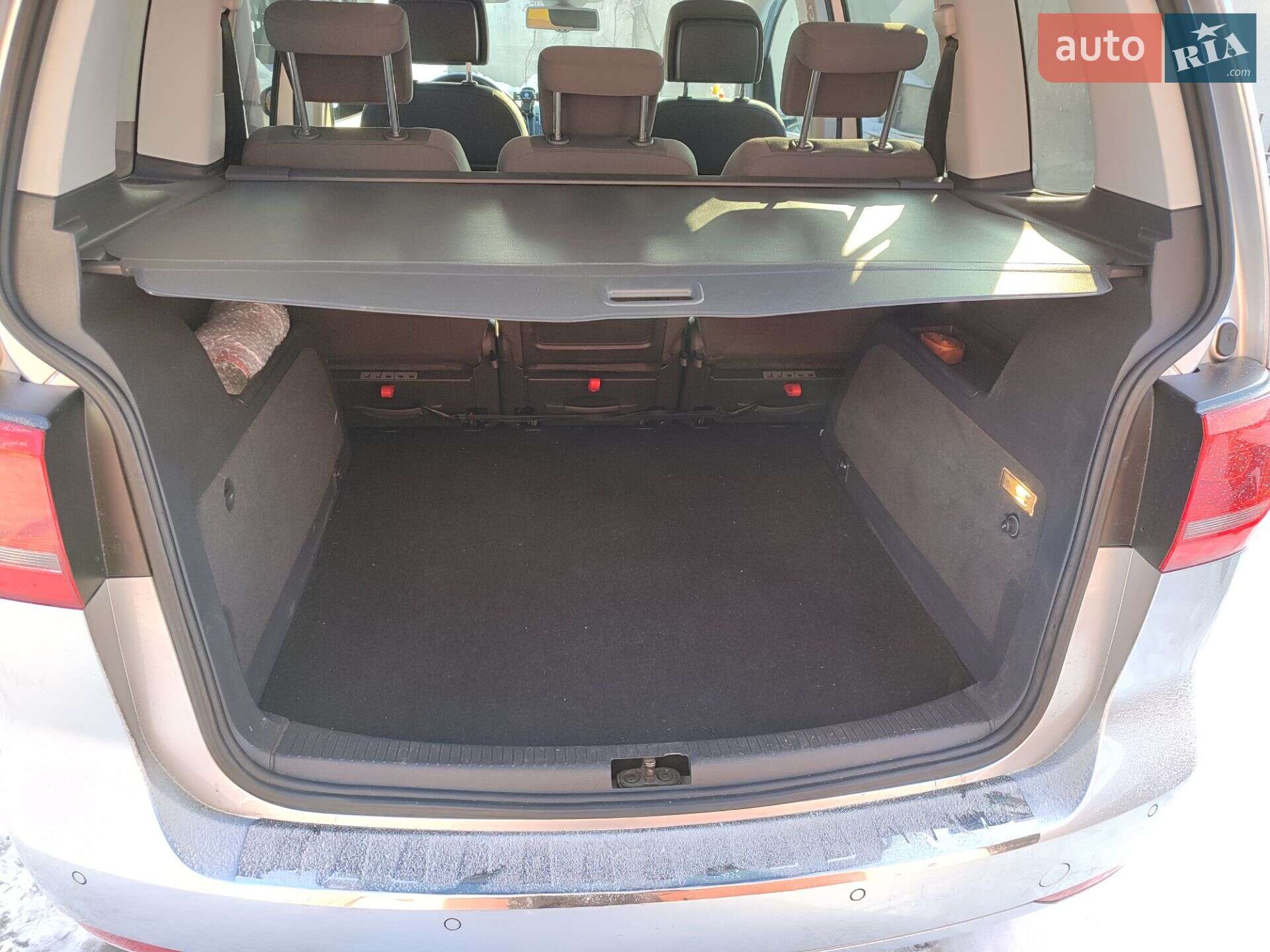Volkswagen Touran 2015 VIN WVGZZZ1TZFW078914 фото оголошення 13 з 17