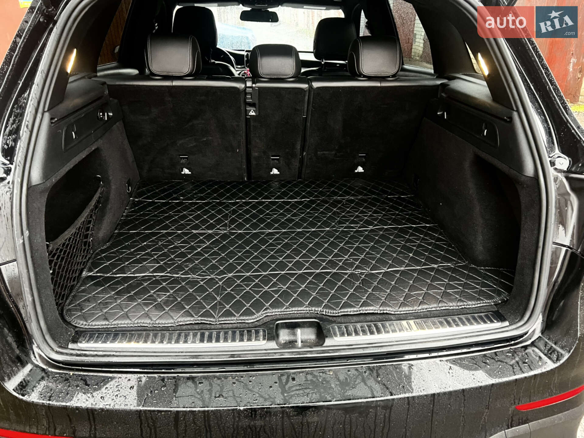 Mercedes-Benz GLC-Class 2018 VIN WDC0G4JB6KV126088 фото оголошення 8 з 16