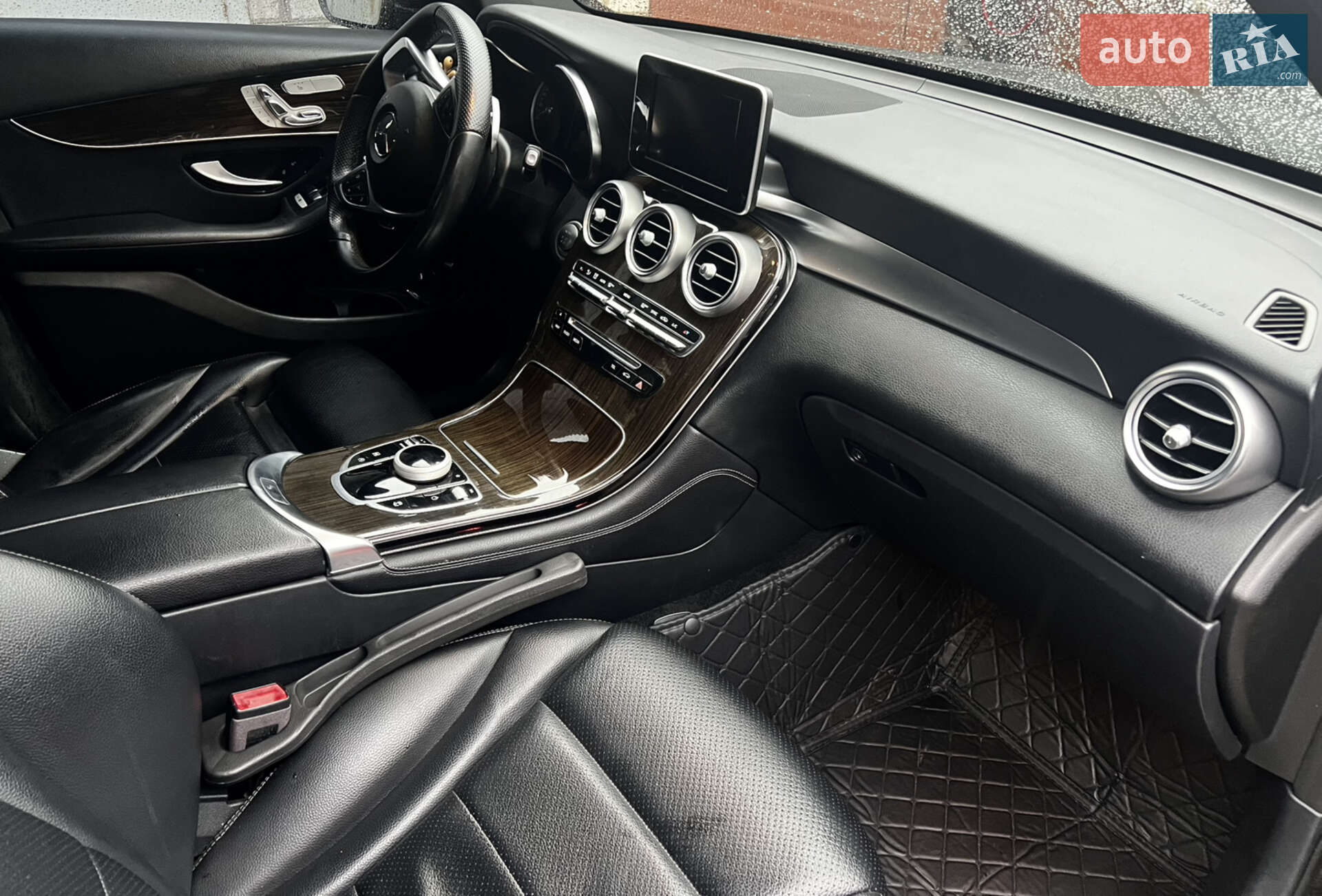 Mercedes-Benz GLC-Class 2018 VIN WDC0G4JB6KV126088 фото оголошення 10 з 16