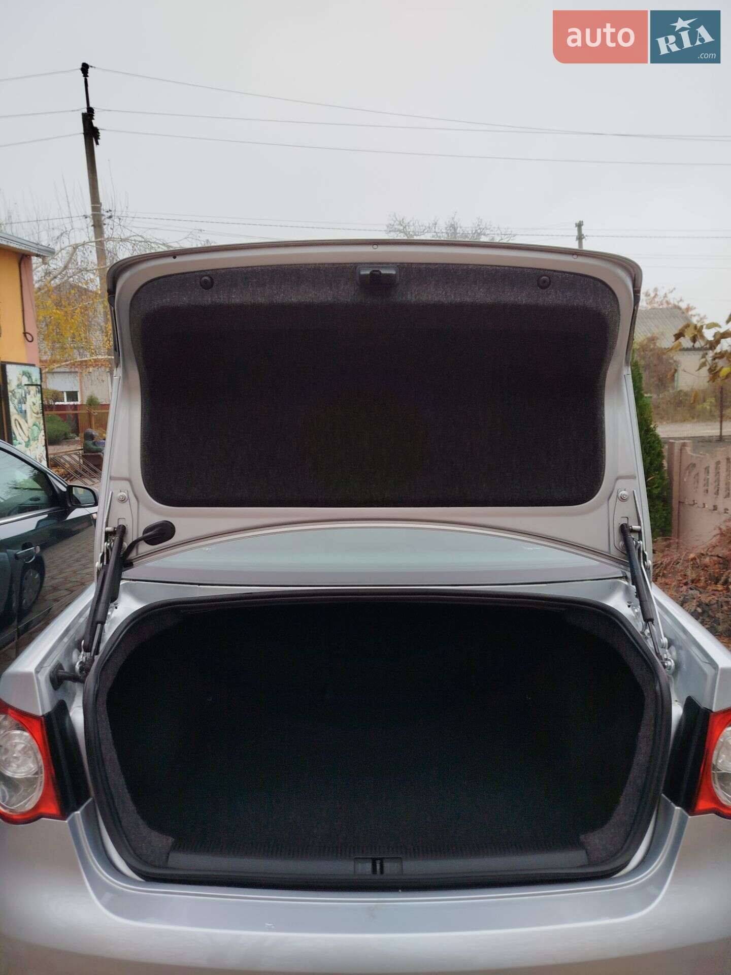 Volkswagen Jetta 2005 VIN WVWZZZ1KZ6M631403 фото оголошення 6 з 11