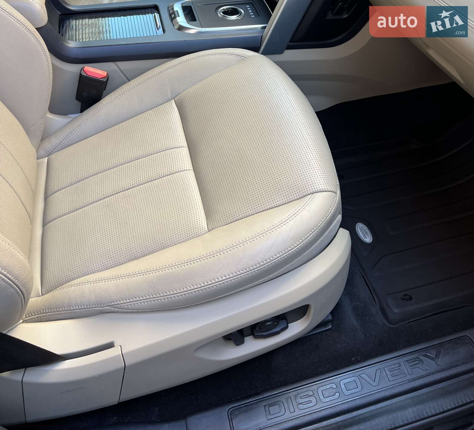 Land Rover Discovery Sport 2019 VIN SALCR2FX7KH818759 фото оголошення 33 з 35