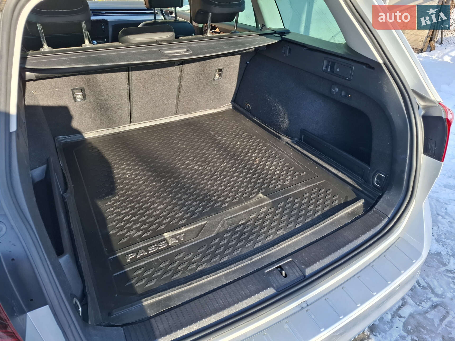 Volkswagen Passat 2019 VIN WVWZZZ3CZLE079264 фото оголошення 28 з 40