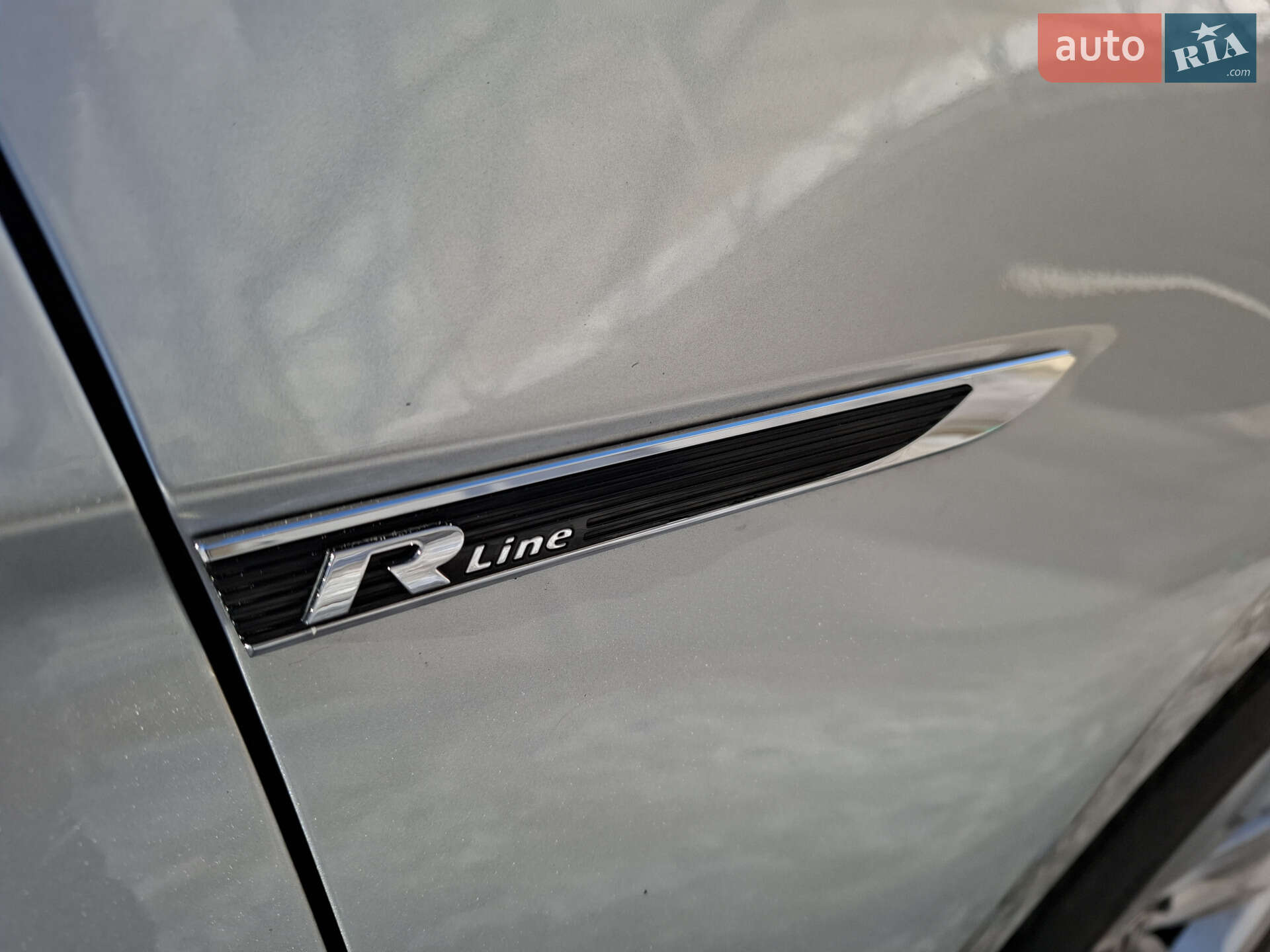 Volkswagen Passat 2019 VIN WVWZZZ3CZLE079264 фото оголошення 9 з 40