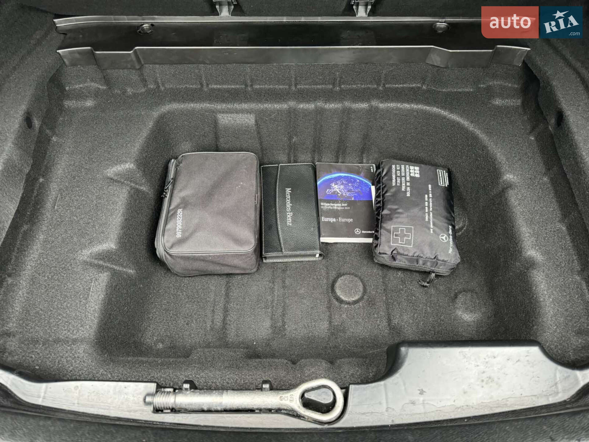 Mercedes-Benz E-Class 2019 VIN WDD2130041A662559 фото оголошення 12 з 22