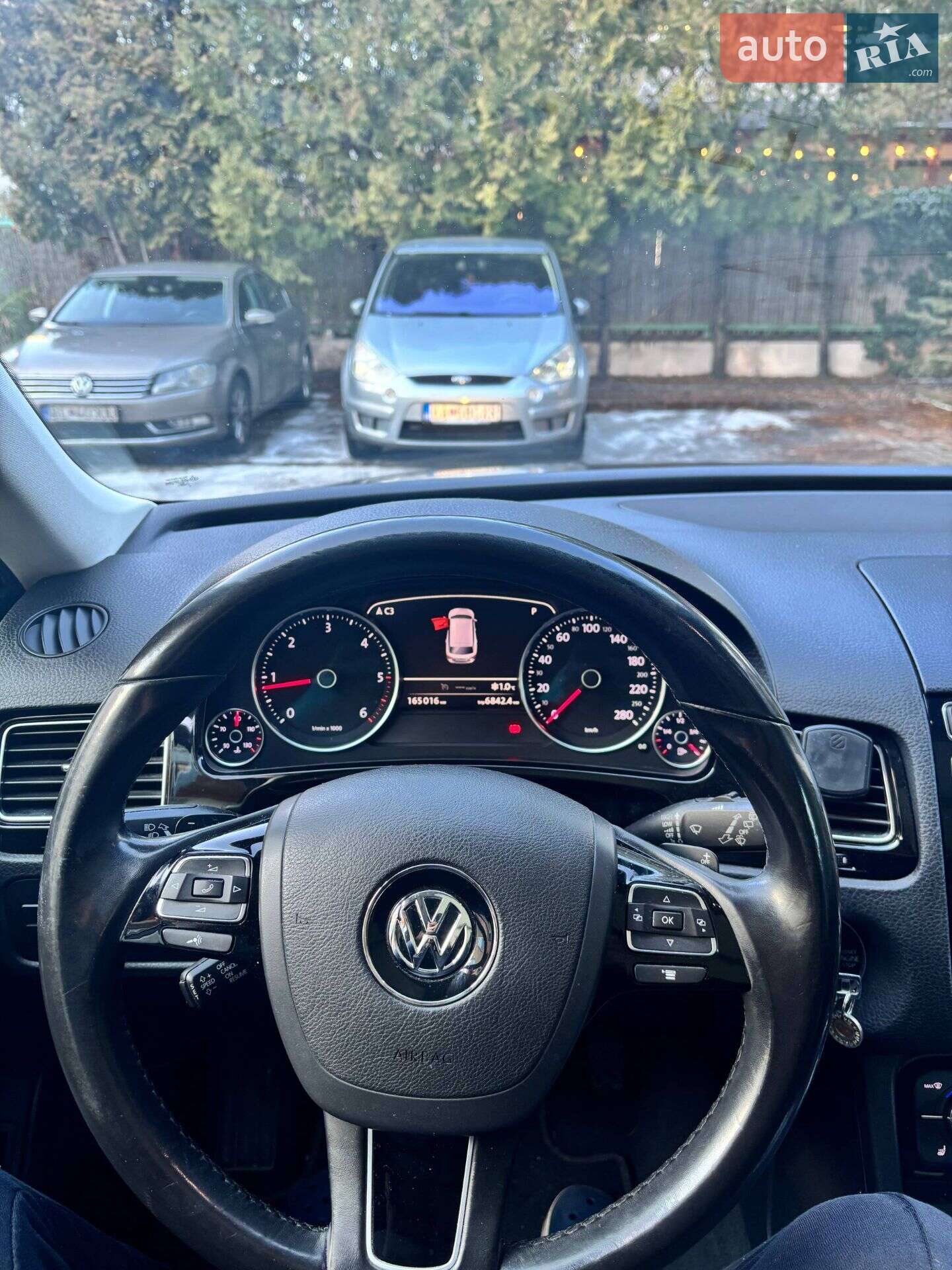 Volkswagen Touareg 2016 VIN WVGZZZ7PZHD015496 фото оголошення 2 з 43