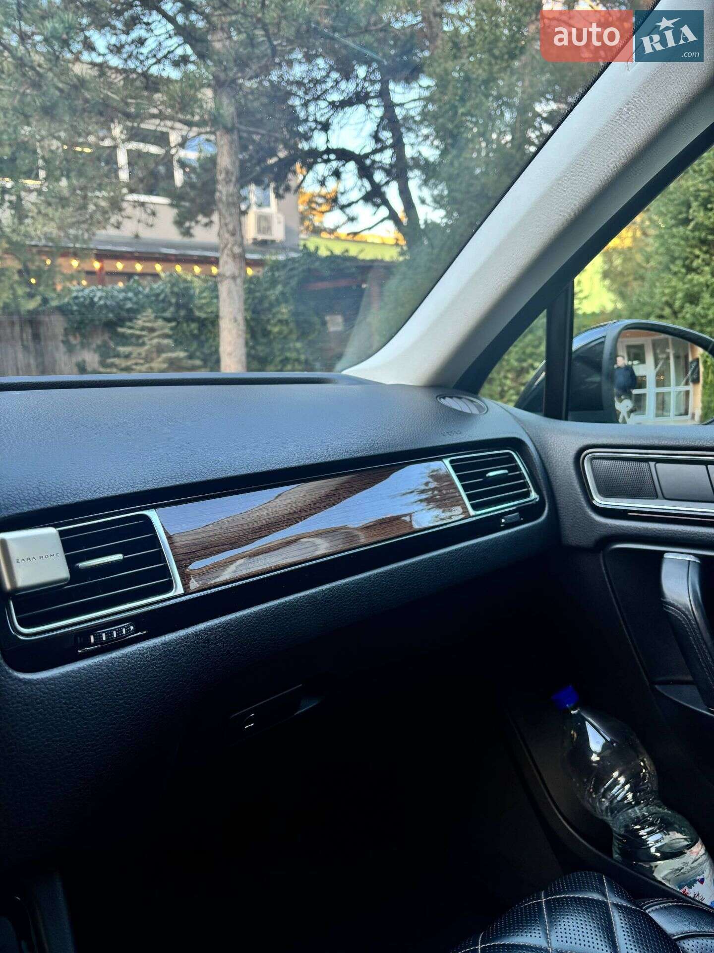 Volkswagen Touareg 2016 VIN WVGZZZ7PZHD015496 фото оголошення 7 з 43