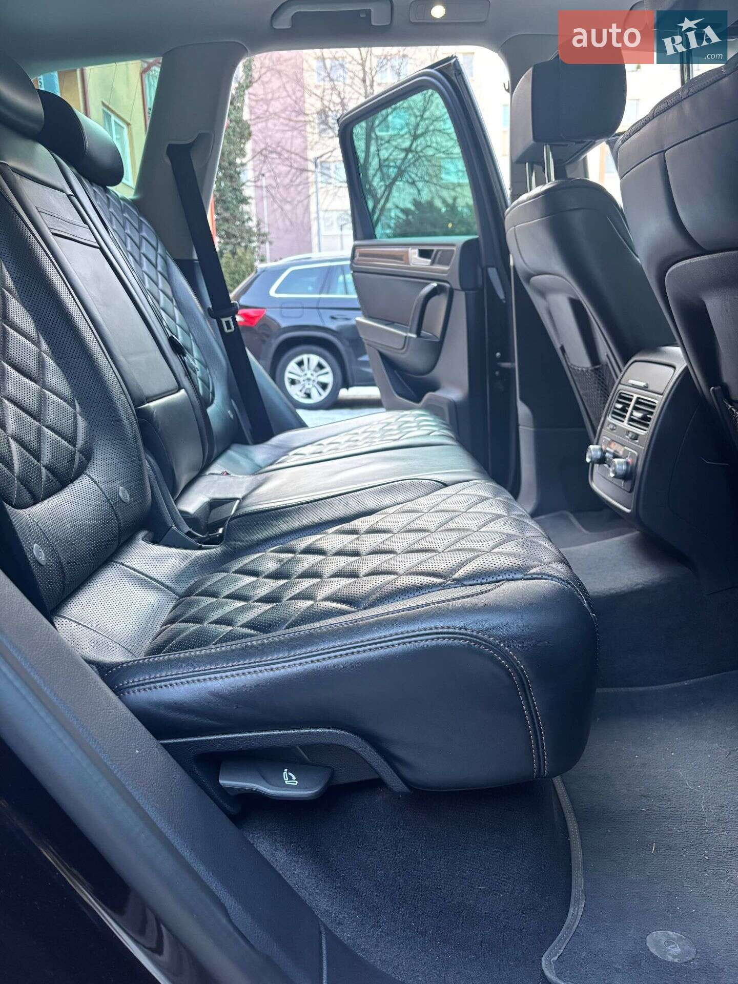 Volkswagen Touareg 2016 VIN WVGZZZ7PZHD015496 фото оголошення 15 з 43