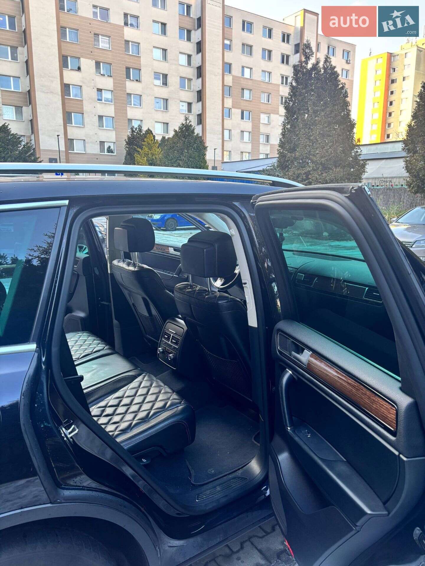 Volkswagen Touareg 2016 VIN WVGZZZ7PZHD015496 фото оголошення 32 з 43