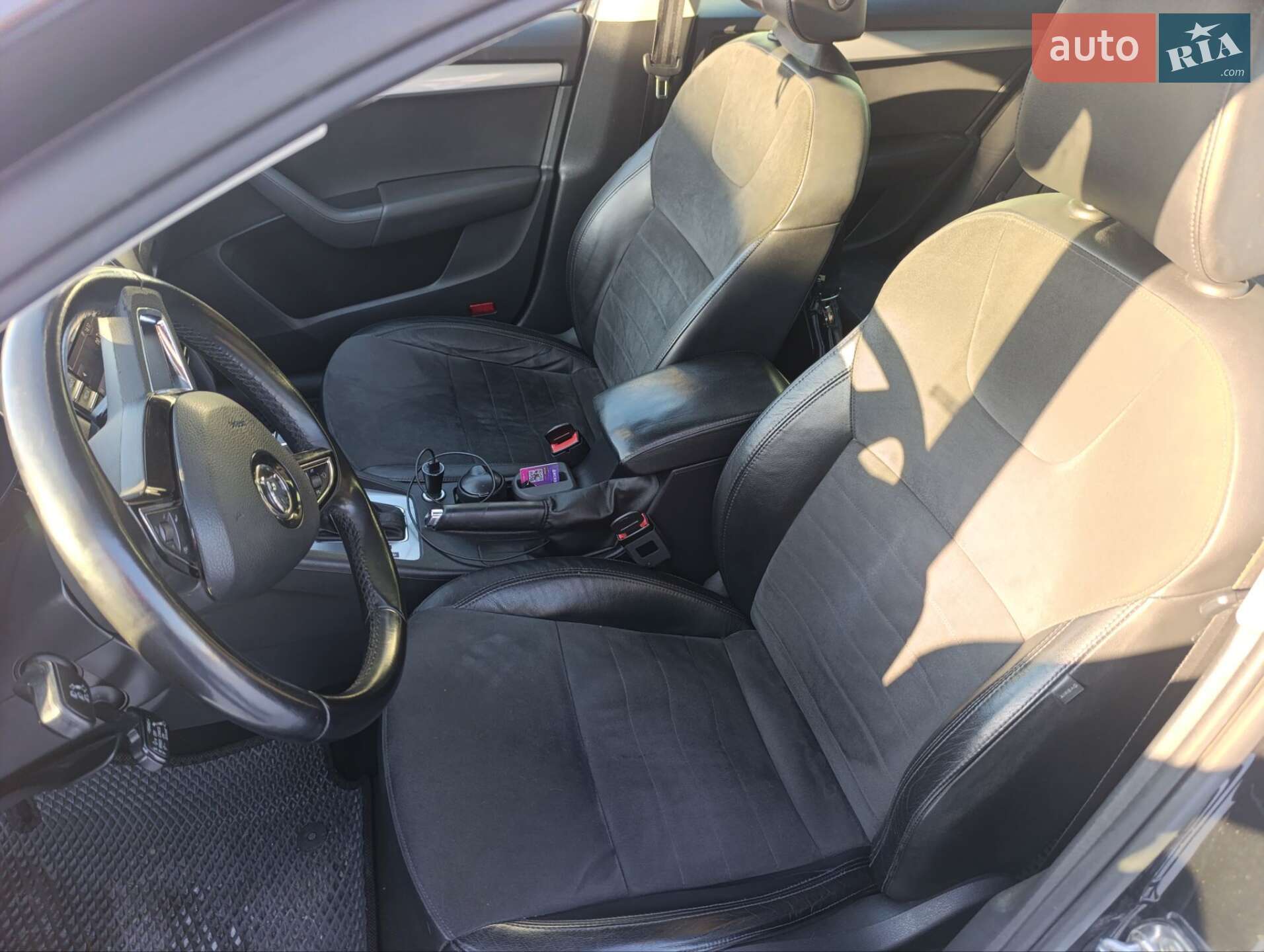 Skoda Octavia 2015 VIN TMBJG9NE3G0095334 фото оголошення 7 з 33