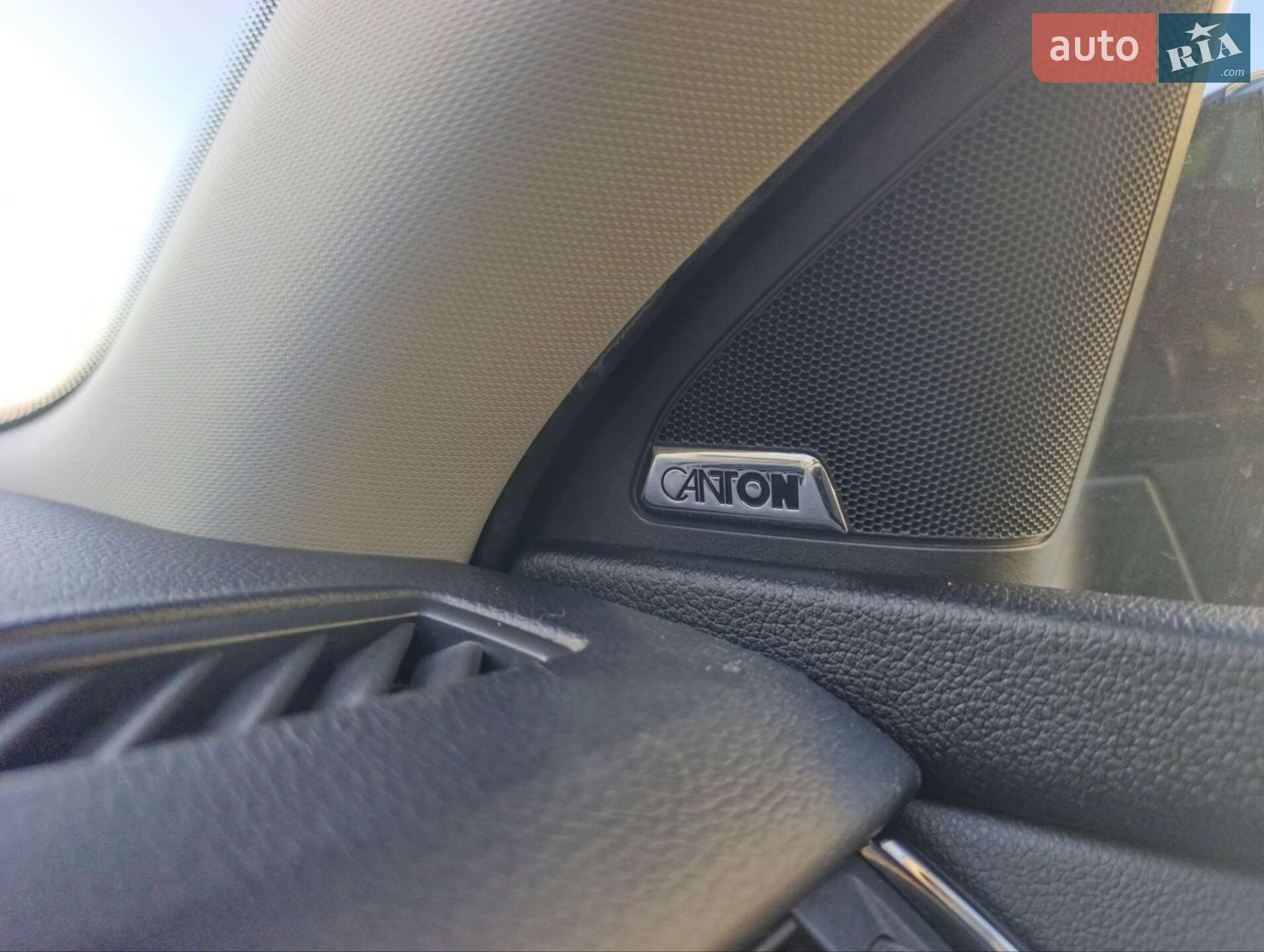 Skoda Octavia 2015 VIN TMBJG9NE3G0095334 фото оголошення 5 з 33