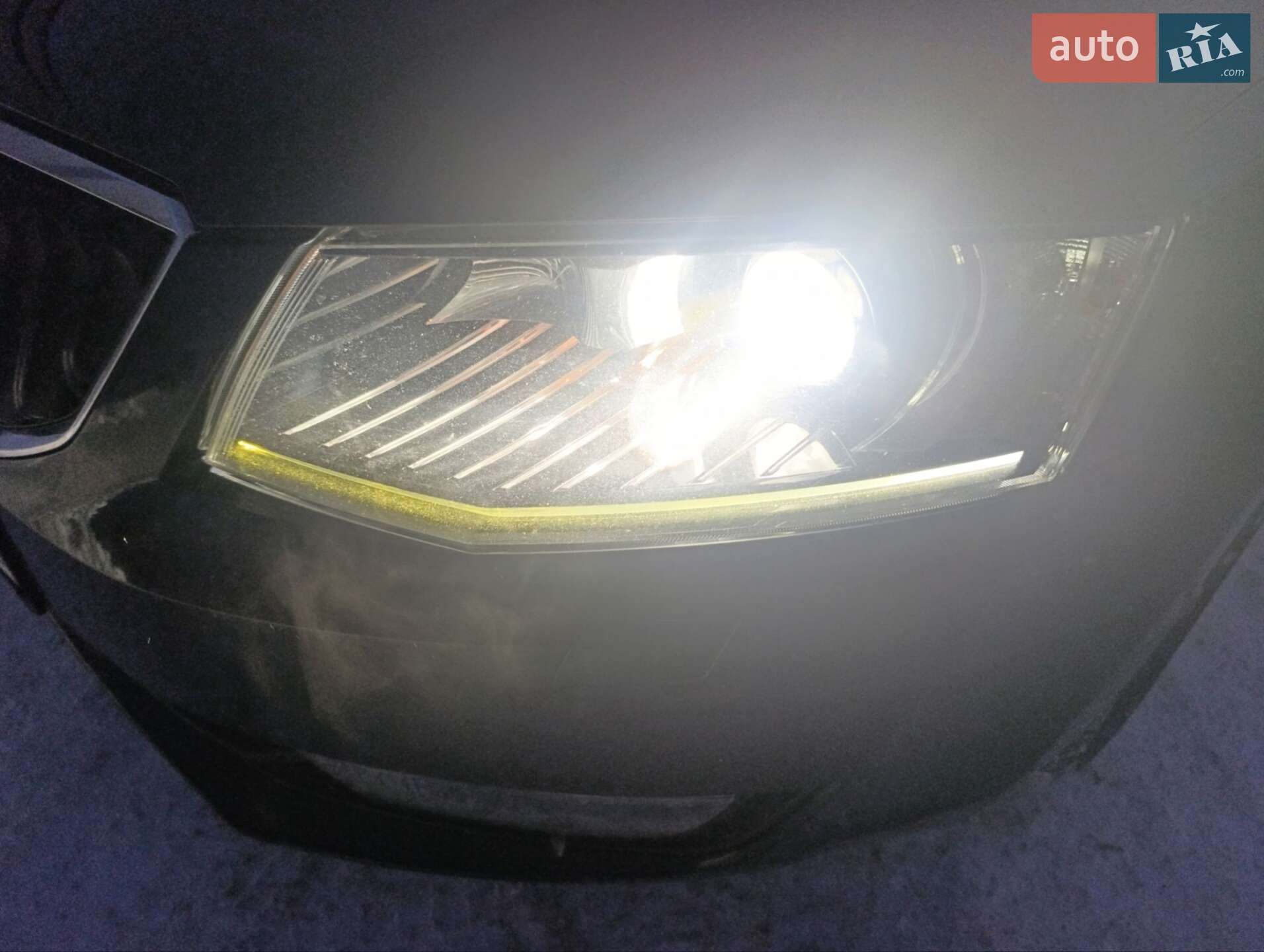 Skoda Octavia 2015 VIN TMBJG9NE3G0095334 фото оголошення 12 з 33
