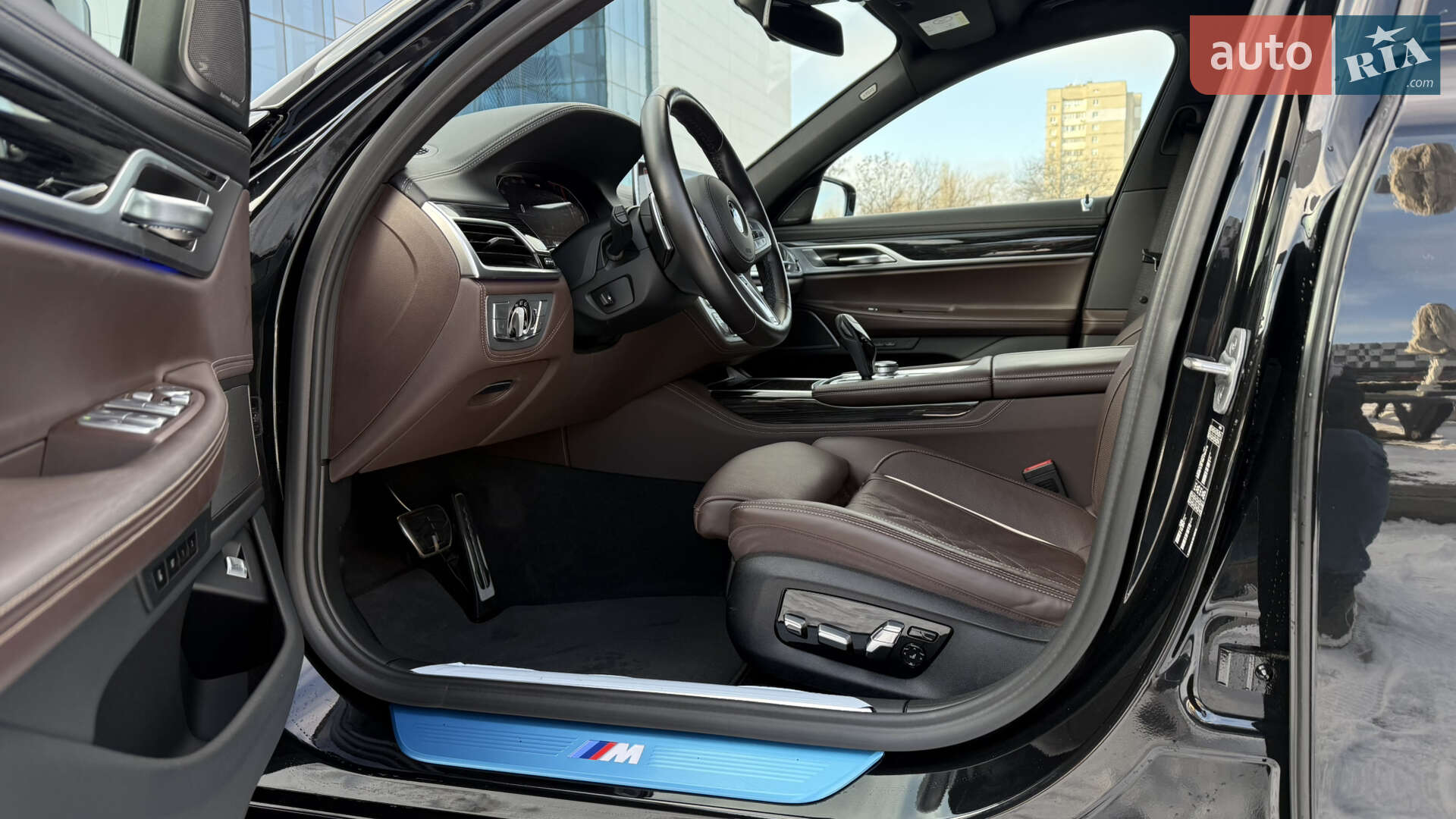 BMW 7 Series 2022 VIN WBA7R01030CK33949 фото оголошення 11 з 27