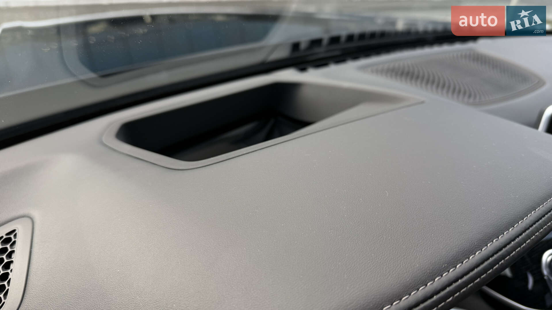 BMW 7 Series 2022 VIN WBA7R01030CK33949 фото оголошення 22 з 27