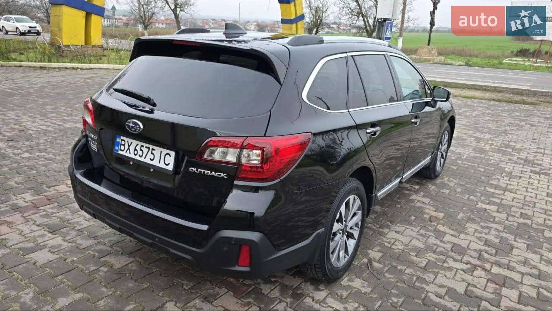 Subaru Outback 2017 VIN 4S4BSATC5J3237044 фото оголошення 8 з 33